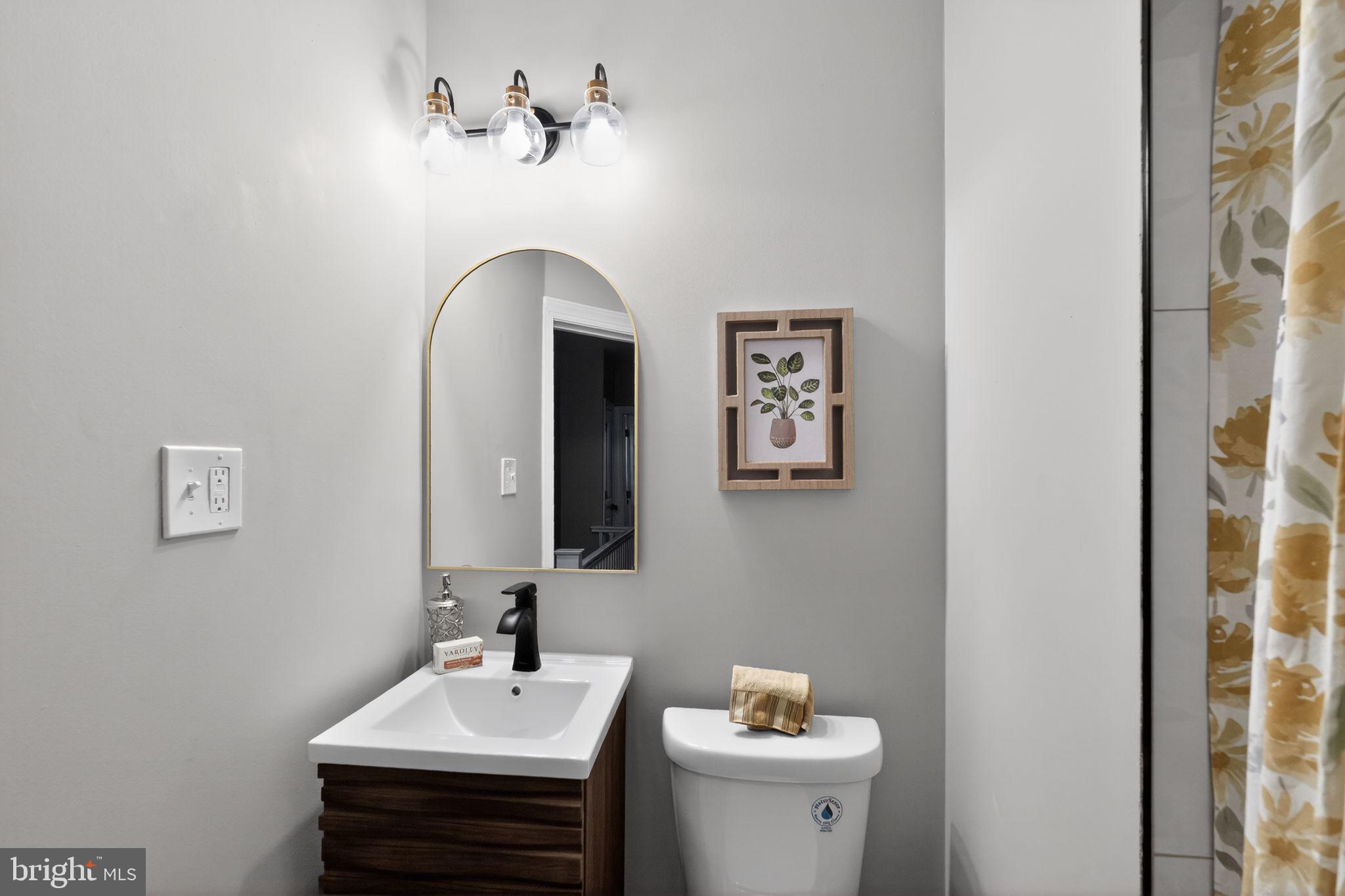 WEST OAK LANE - Residential