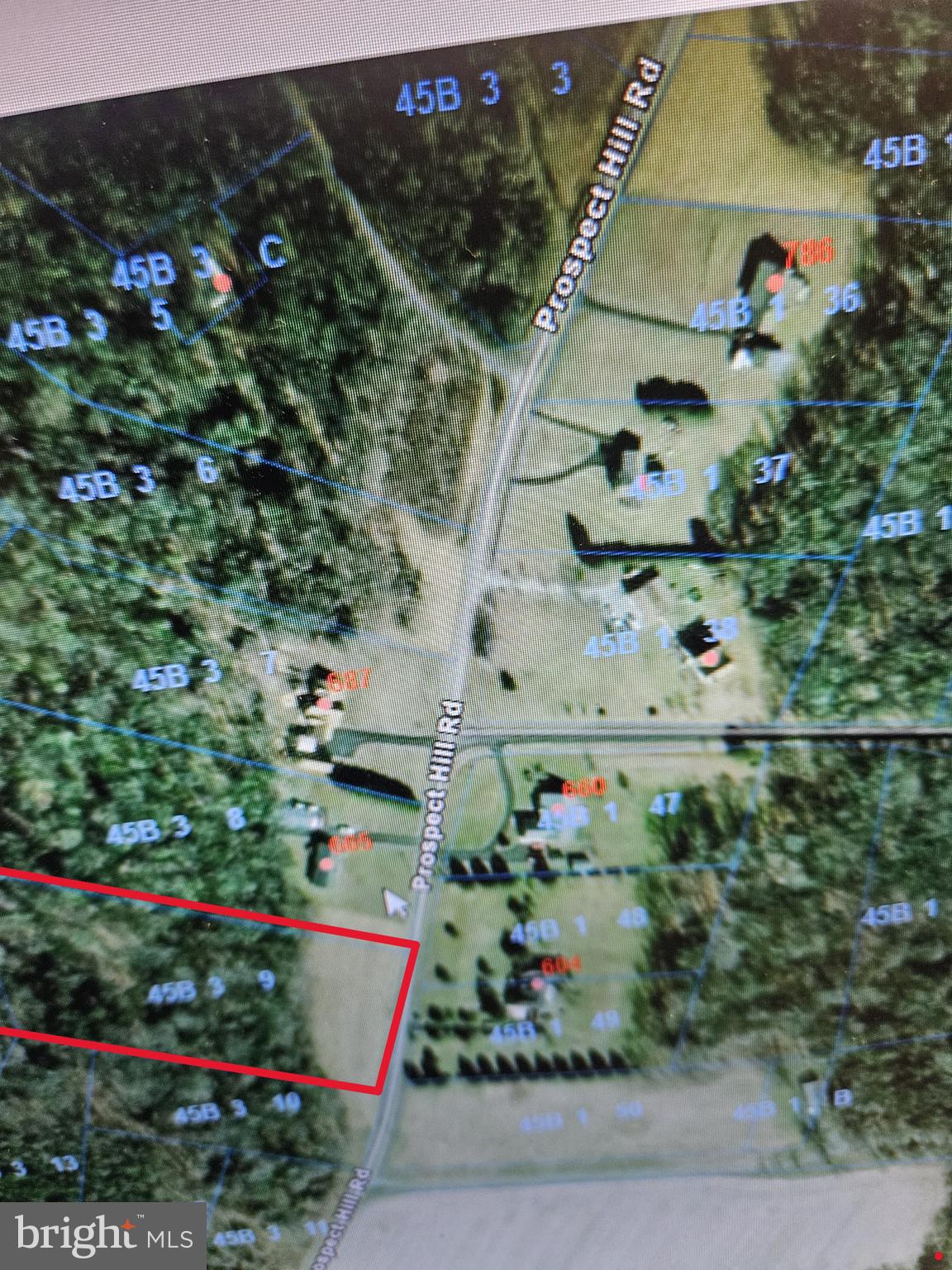 Summer is coming and where do you want to be living? How about the benefits of a smaller community - the County of Westmoreland Virginia is under $20,000. Do you want to have the benefits of living on a paved road? Stop and think about that for a moment. This lot is 2.69 acres and if you want more, buy this and the lot next to it and enjoy at total of 4.88 acres. This could be life-changing.
This lot may be purchased alone or in combination with the lot to the left as you stand on the road. The combined 2 parcels would equal nearly 5 acres. The HOA charges $250 per parcel unless they are adjacent and then there is a single total fee of $250 per year at the present time. The lots are level and with trees to the back. The address of 663 Prospect Hill is for GPS convenience. The County does not assign a house number until there is a dwelling.