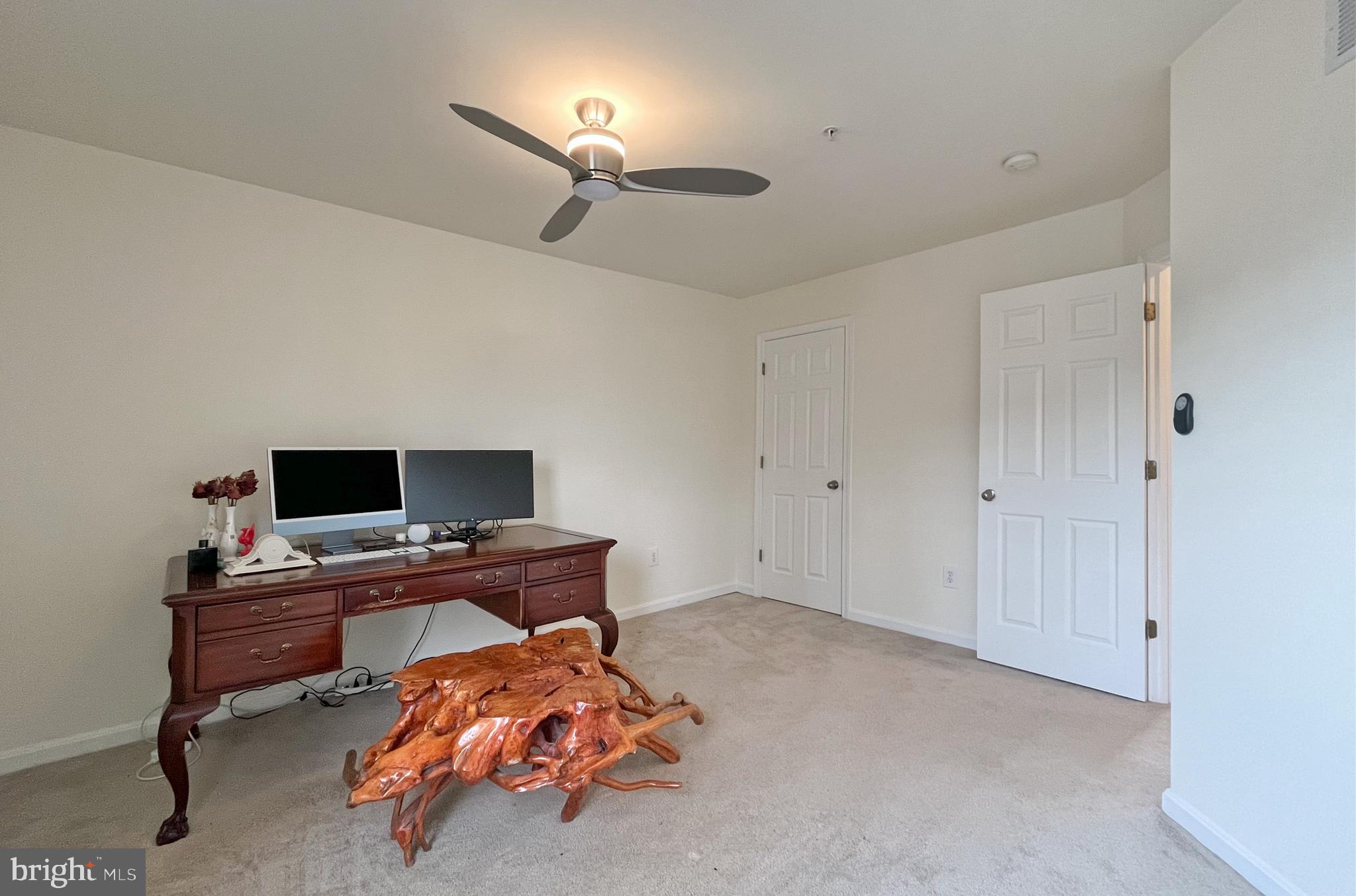 COLONIAL ESTATES - Residential