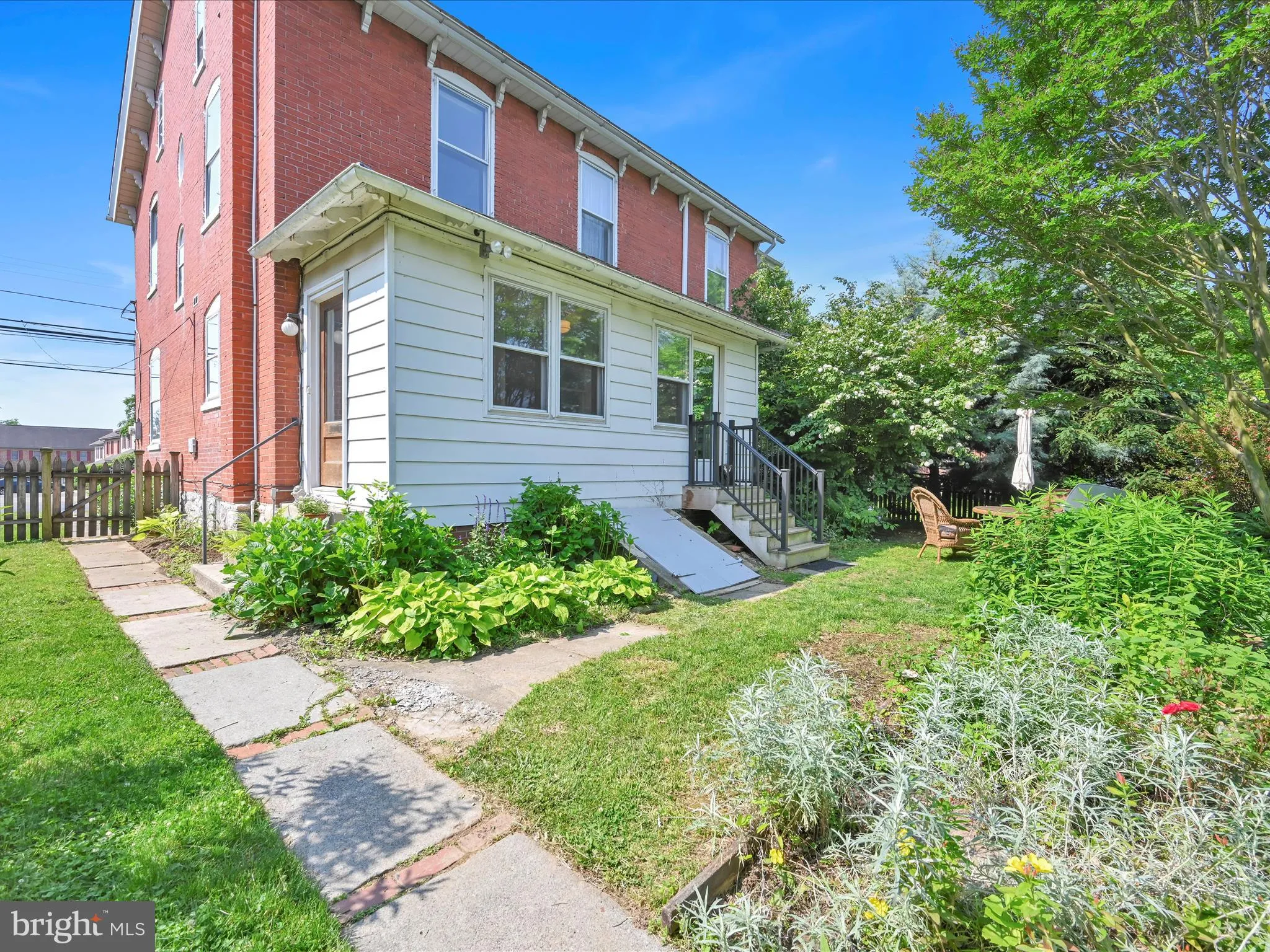 Strasburg, Pennsylvania 17579, United States, 3 Bedrooms Bedrooms, ,3 BathroomsBathrooms,Residential,Pending,145175