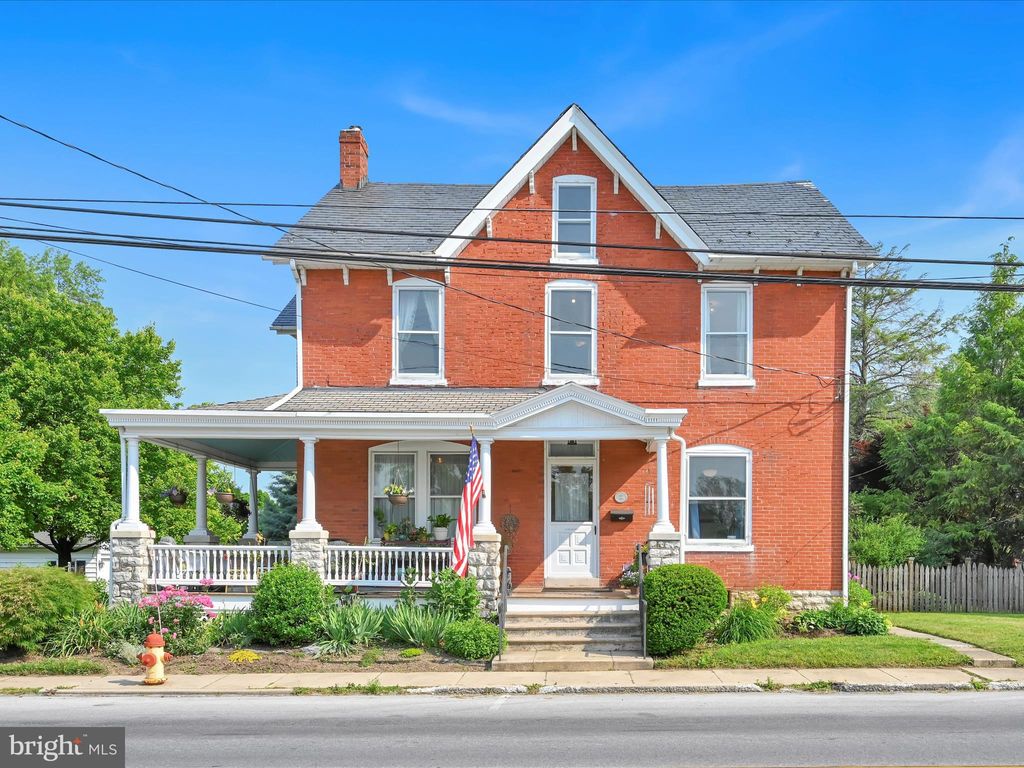 Photo of 136 Miller Street, STRASBURG, PA 17579 (MLS # PALA2071132)