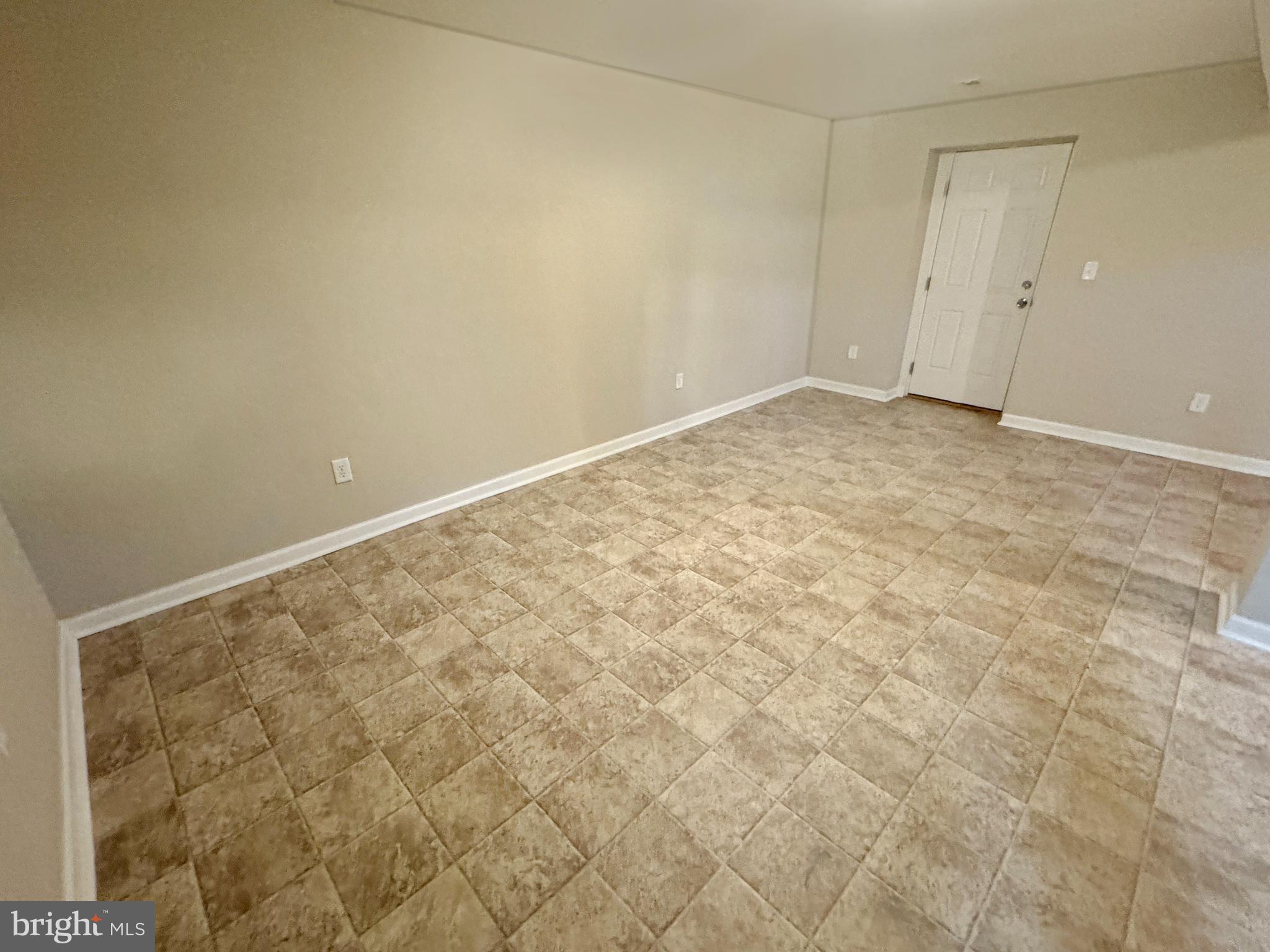 DEVLIN SQUARE - Residential