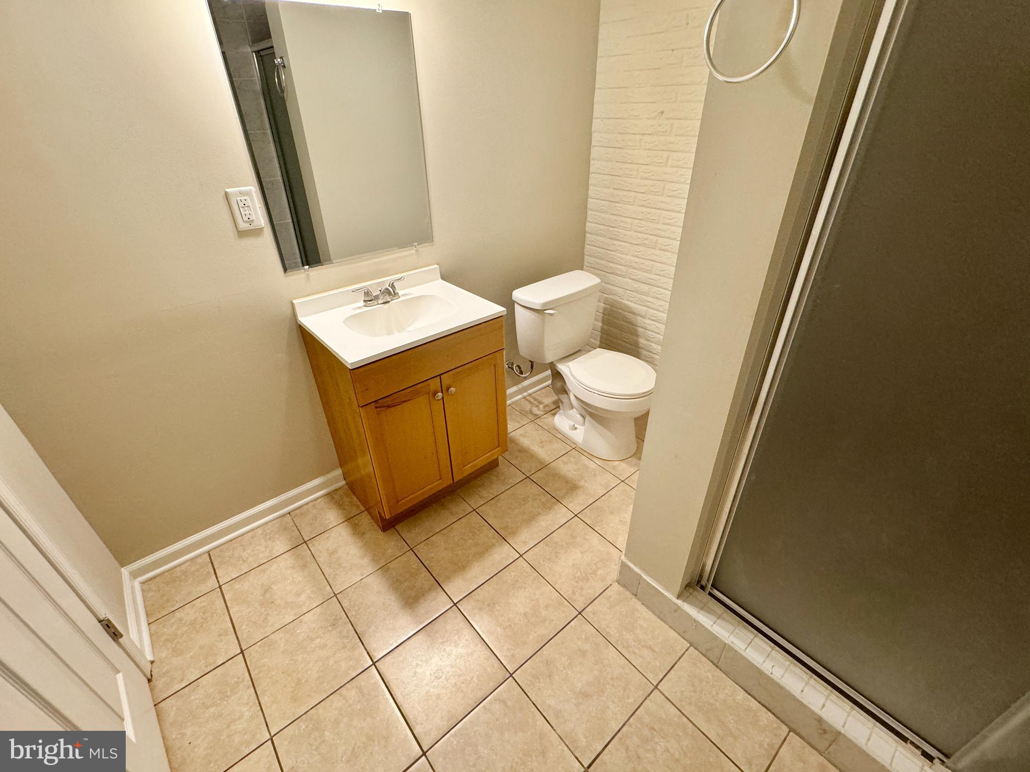 DEVLIN SQUARE - Residential