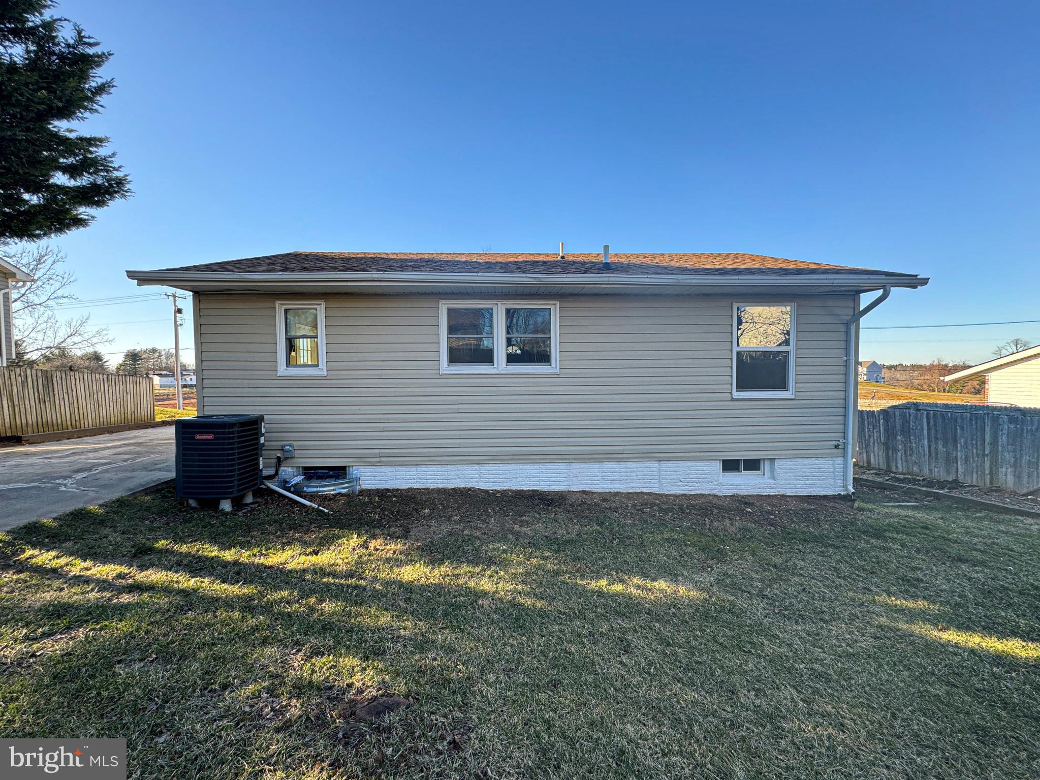 DEVLIN SQUARE - Residential