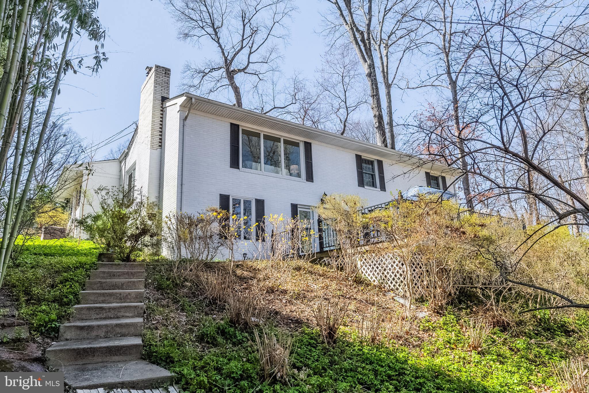 MANTUA - Residential