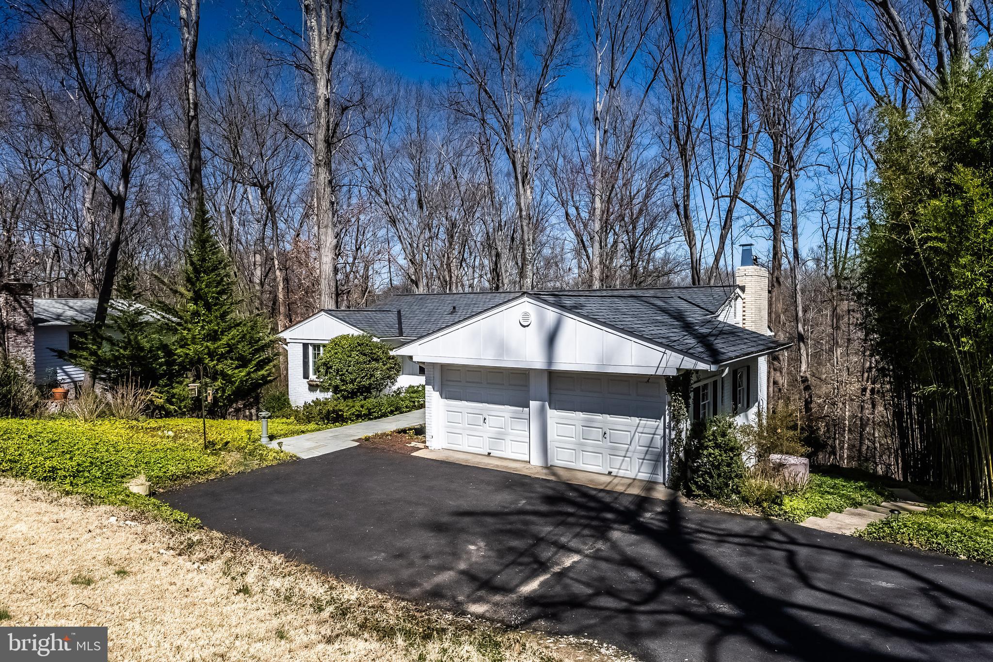 MANTUA - Residential