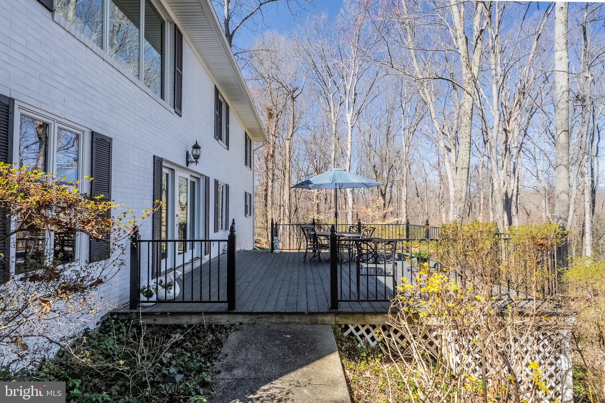 MANTUA - Residential