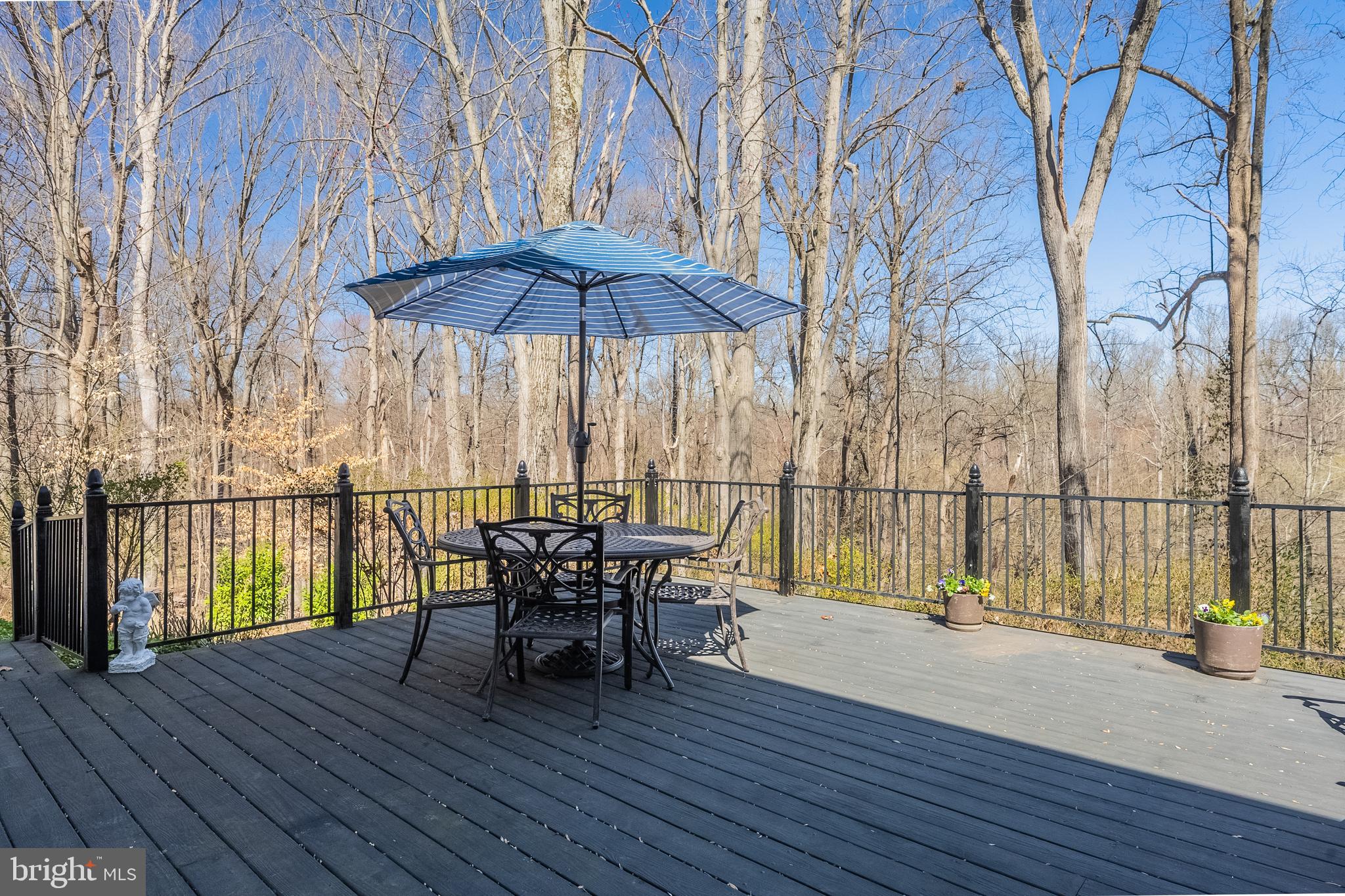 MANTUA - Residential