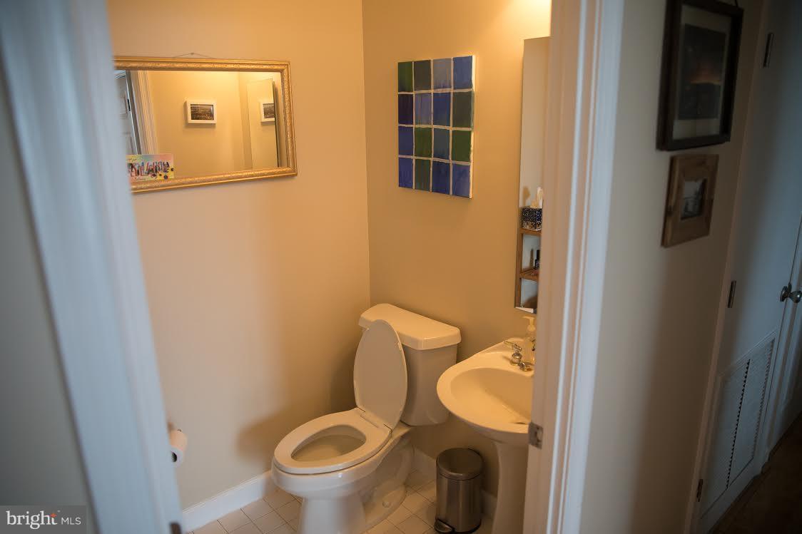 HARBORVIEW - Residential Lease