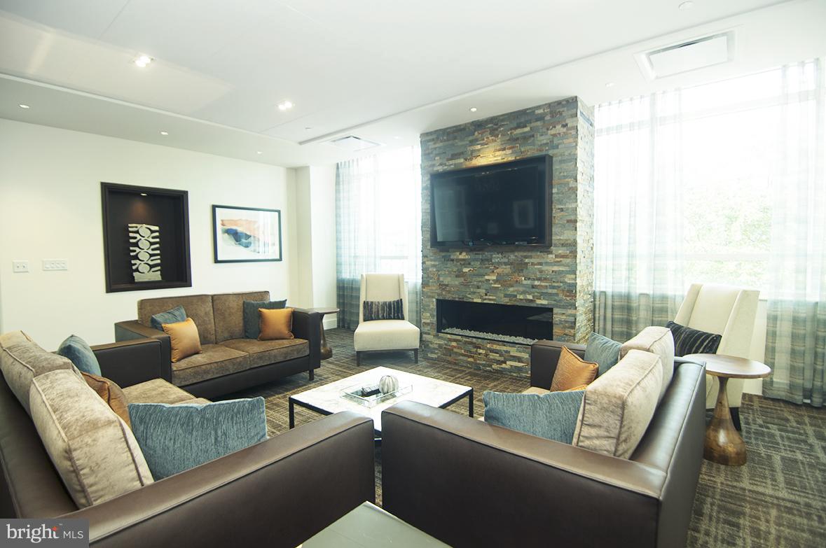 HARBORVIEW - Residential Lease