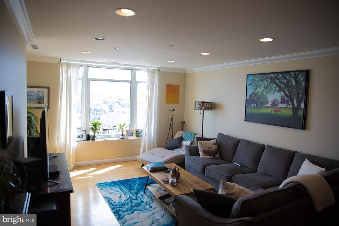 HARBORVIEW - Residential Lease