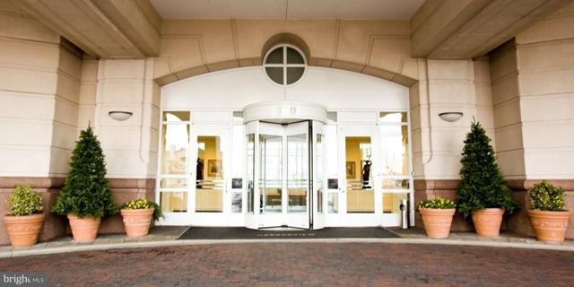 HARBORVIEW - Residential Lease