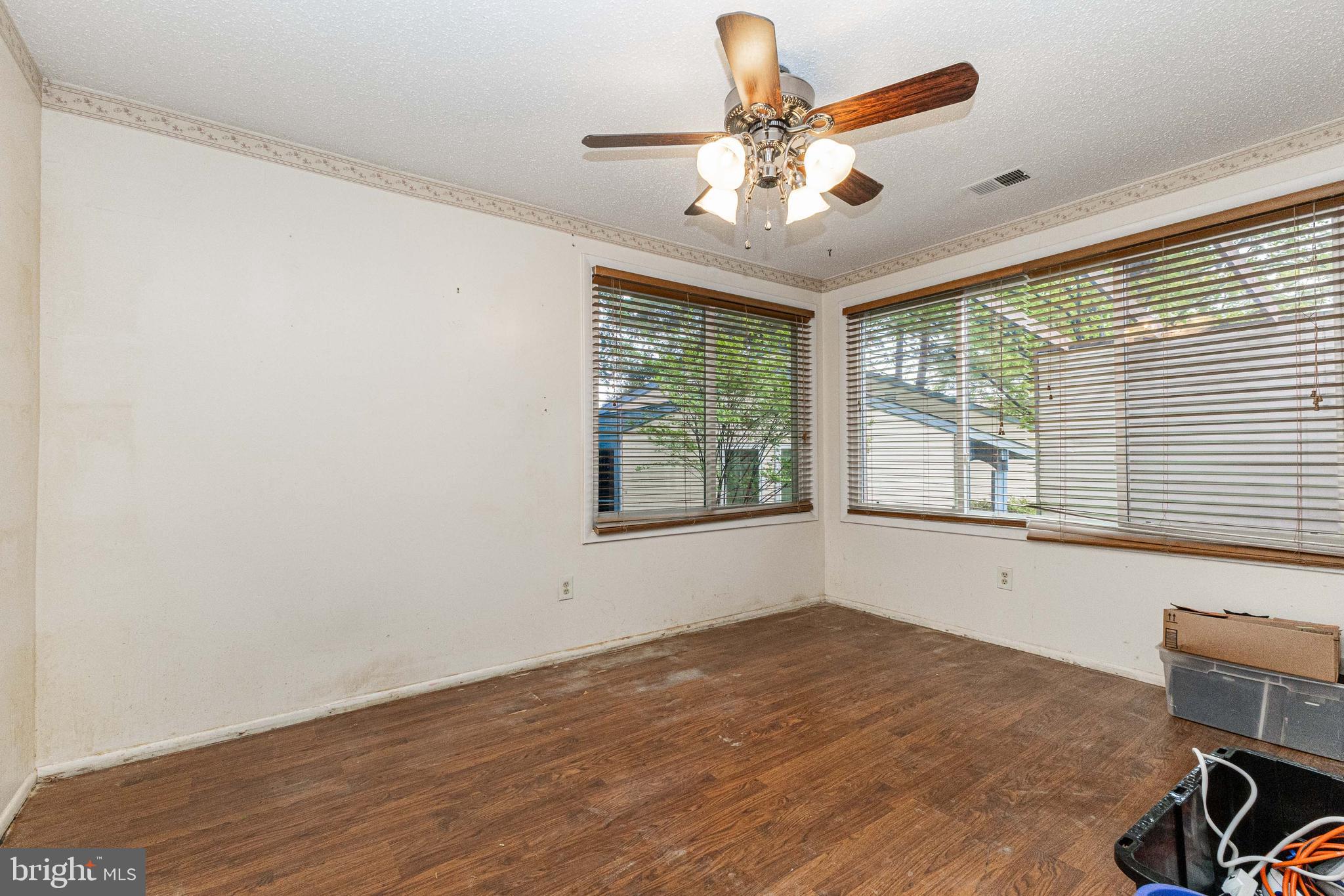 SUGARLAND RUN - Residential