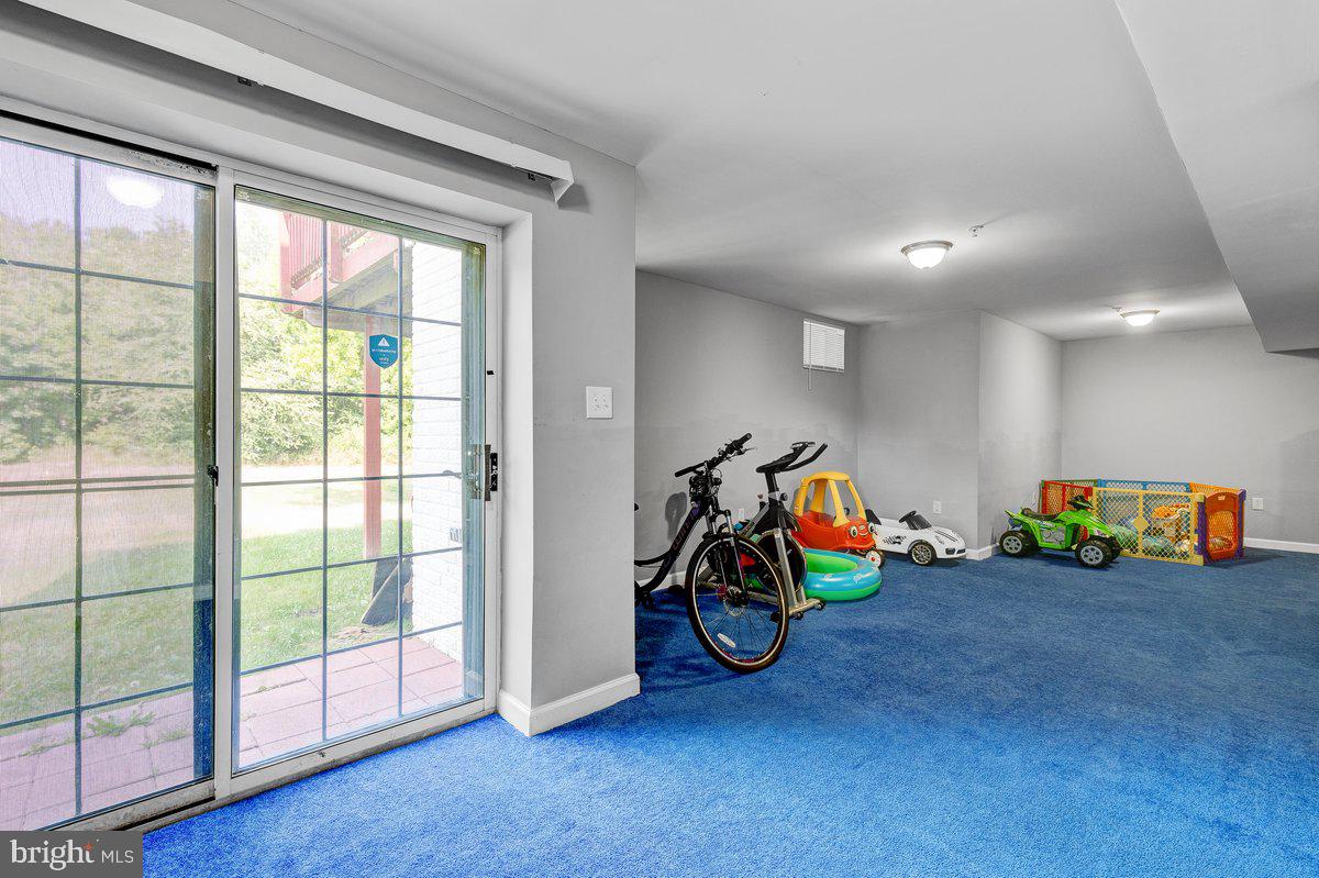 HOLLAWAY ESTATES - Residential