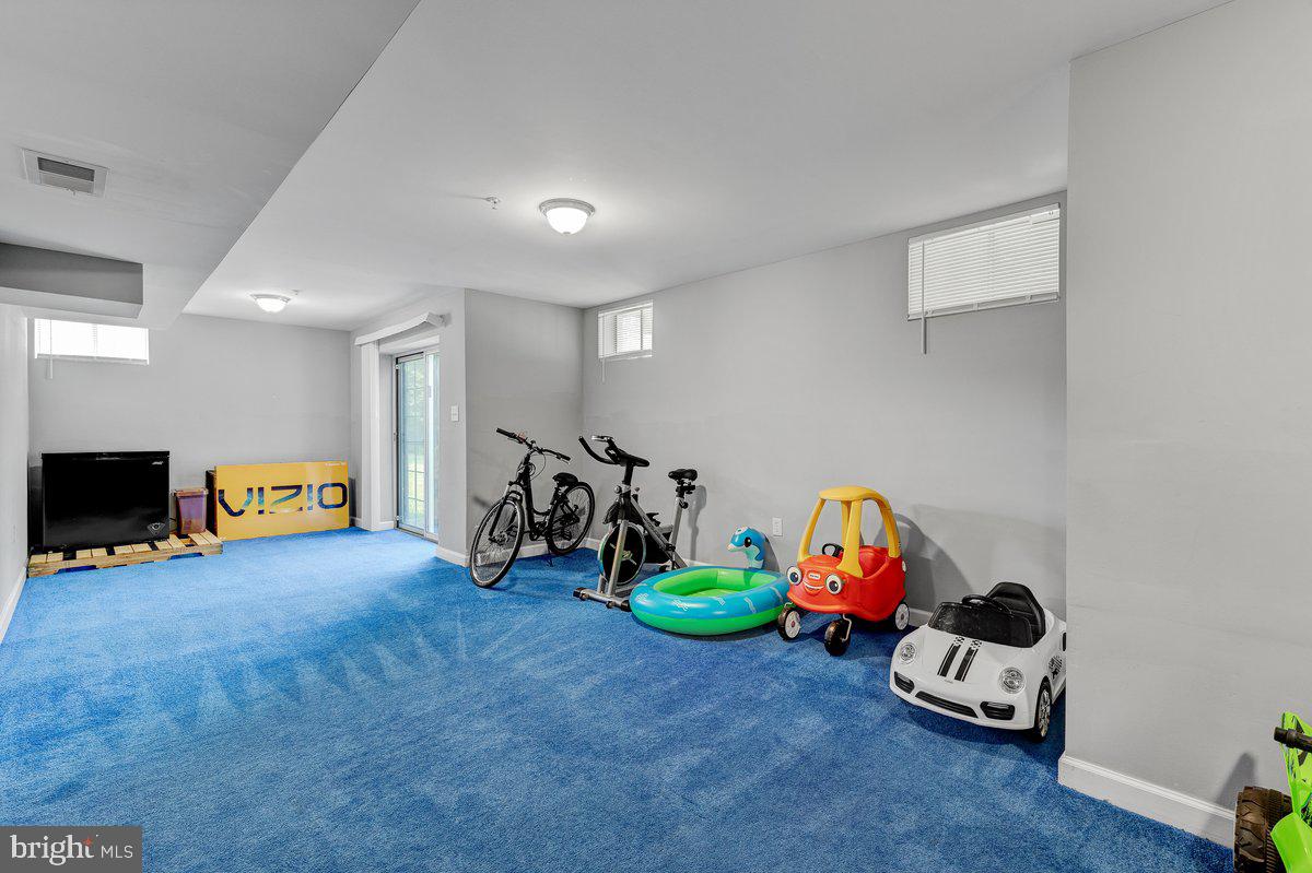 HOLLAWAY ESTATES - Residential