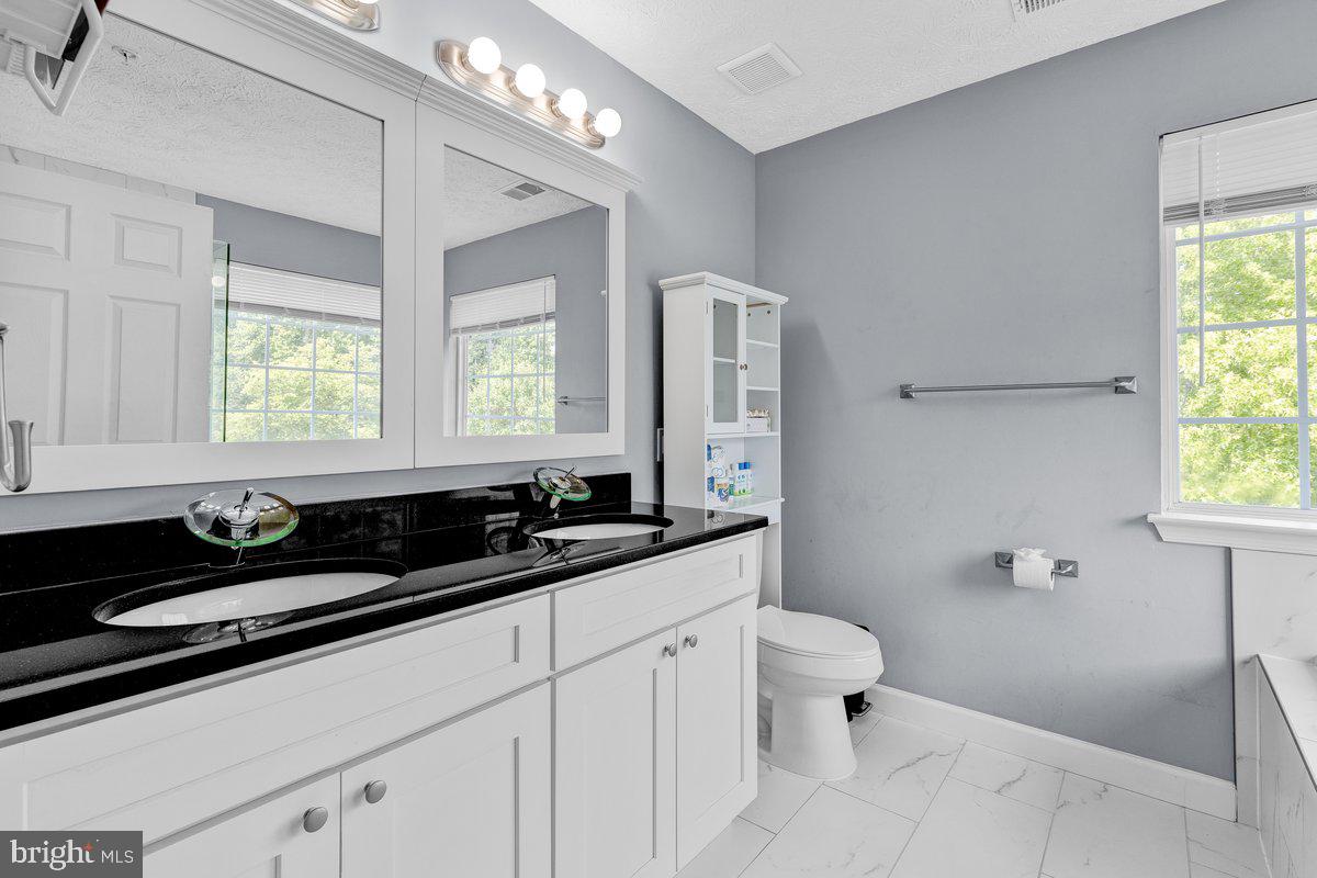 HOLLAWAY ESTATES - Residential