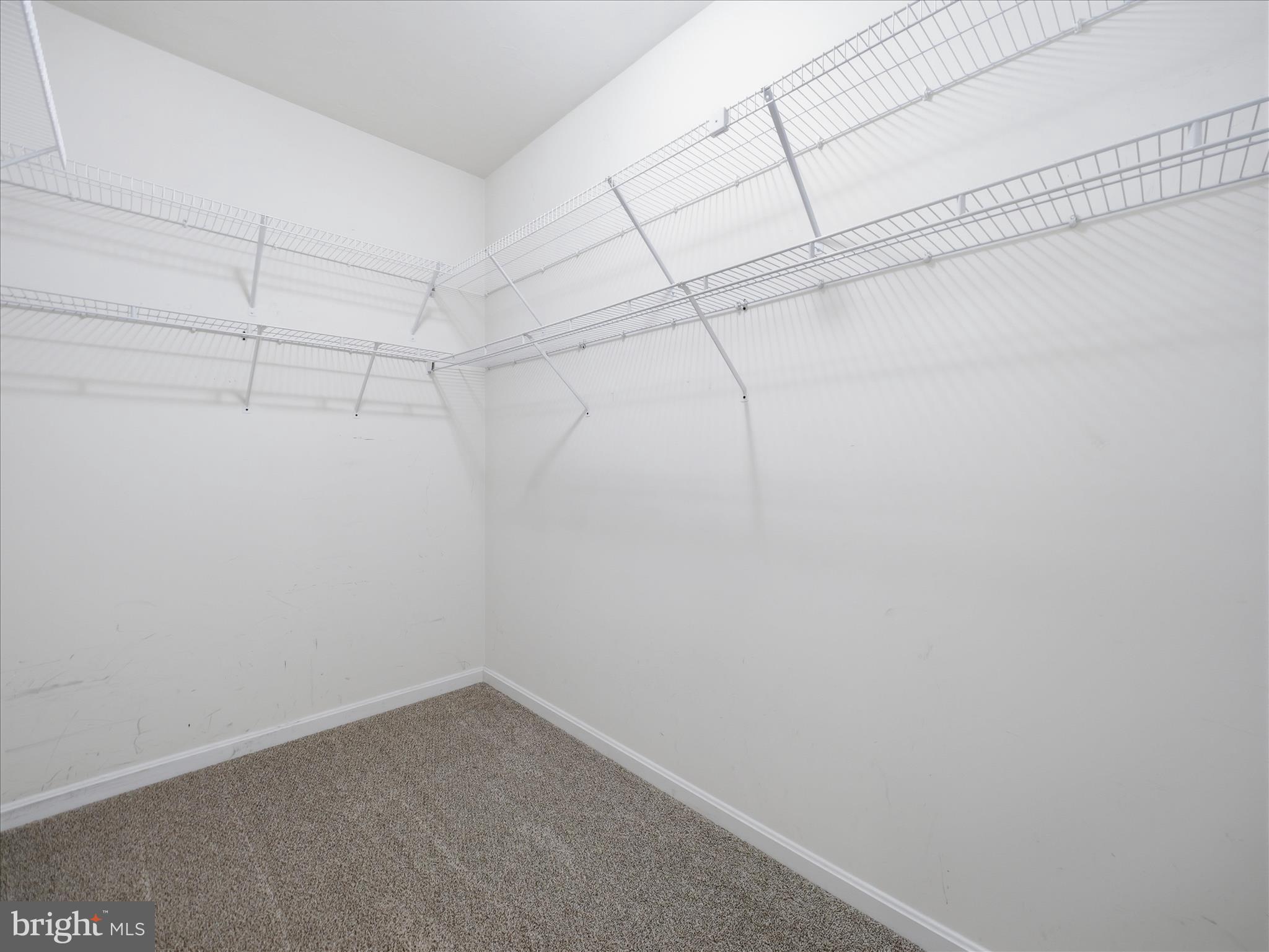 WEST MANHEIM - Residential
