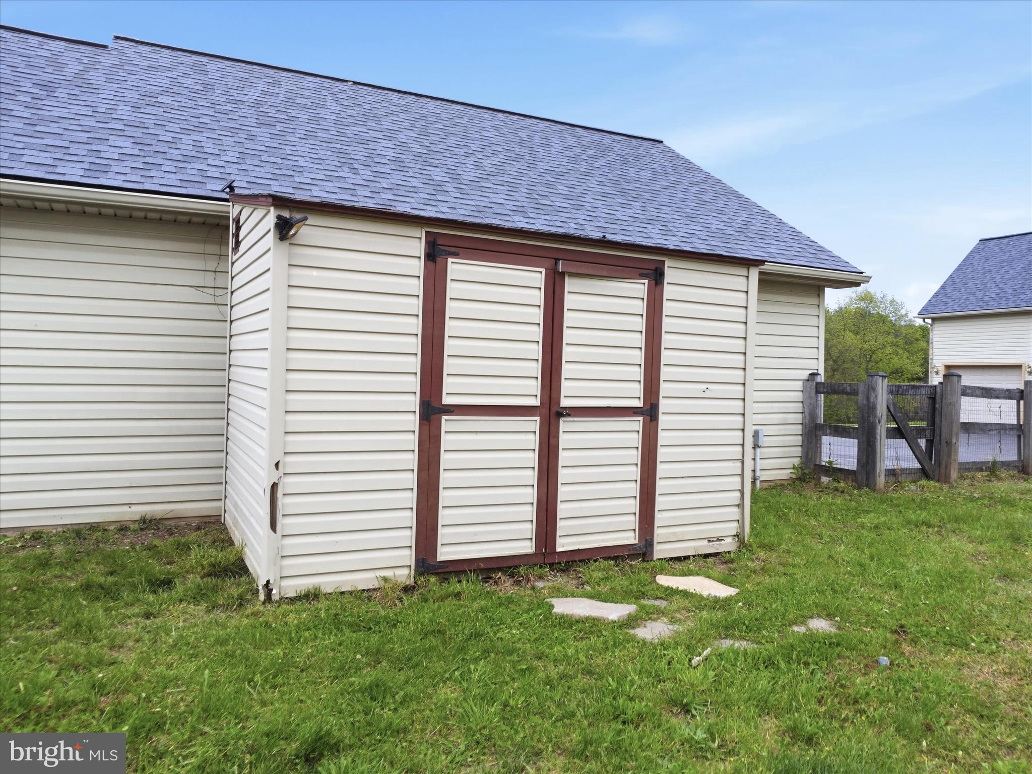 WEST MANHEIM - Residential