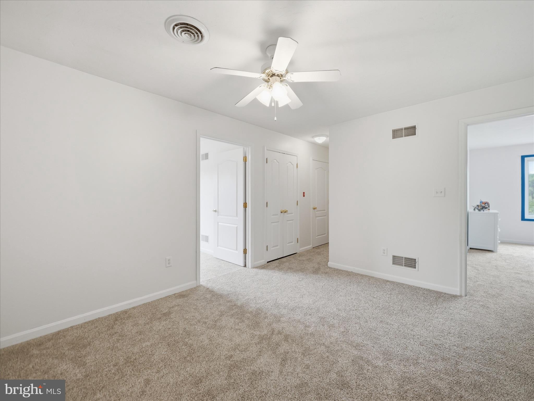 WEST MANHEIM - Residential
