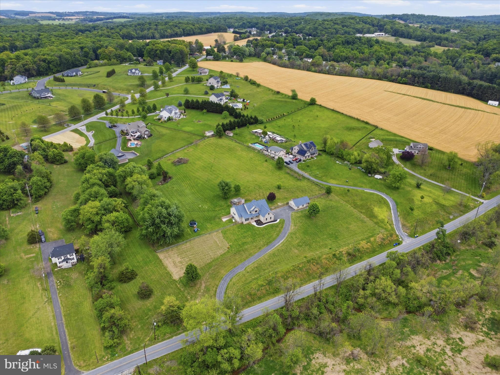 WEST MANHEIM - Residential