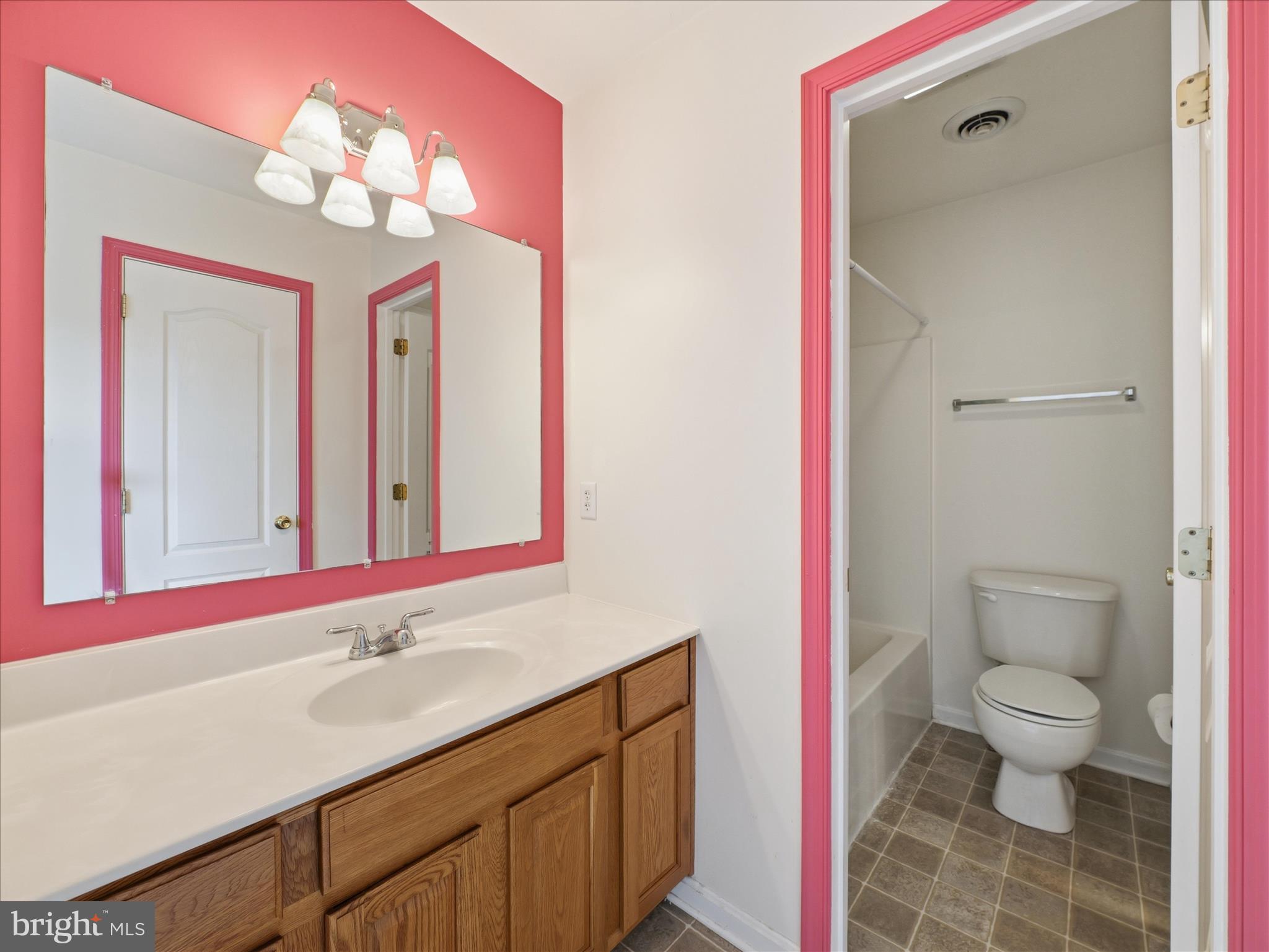 WEST MANHEIM - Residential