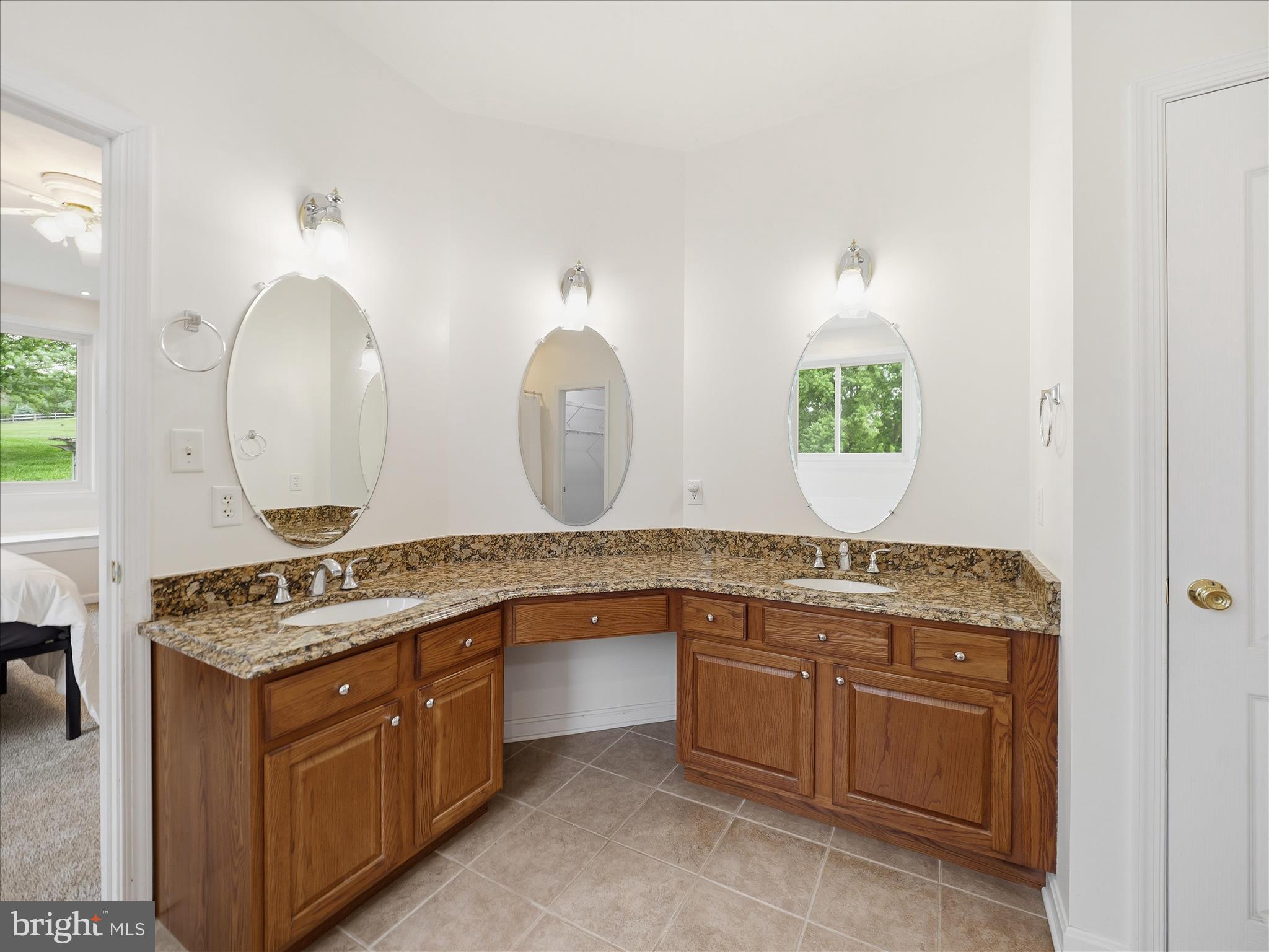 WEST MANHEIM - Residential