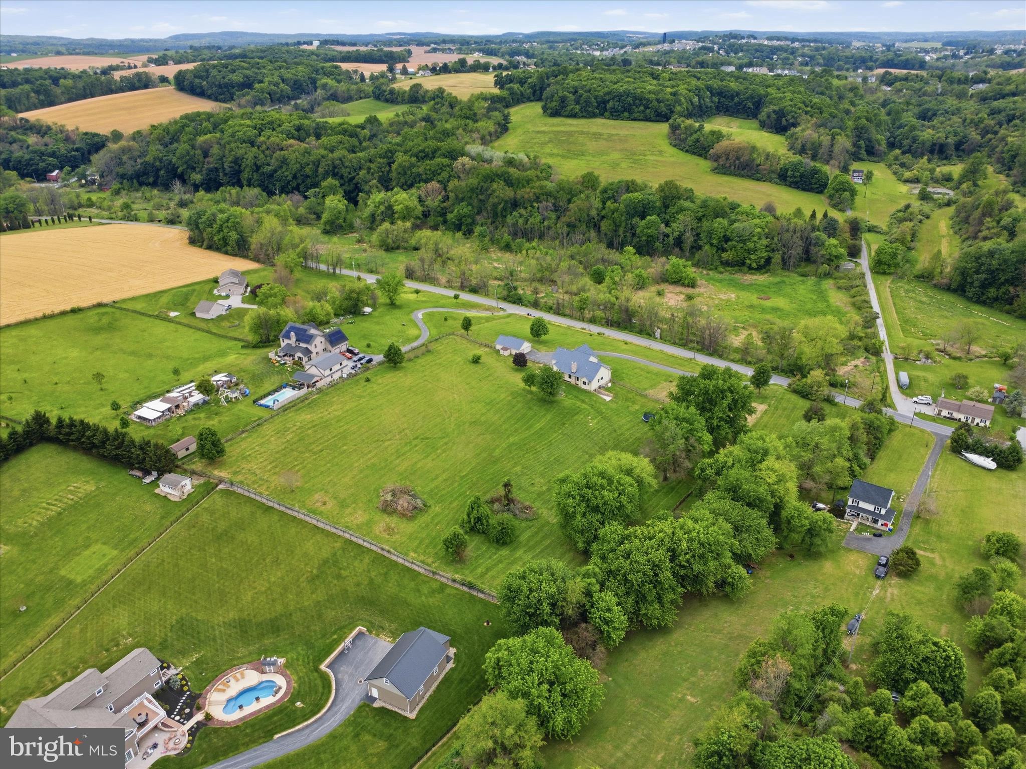 WEST MANHEIM - Residential