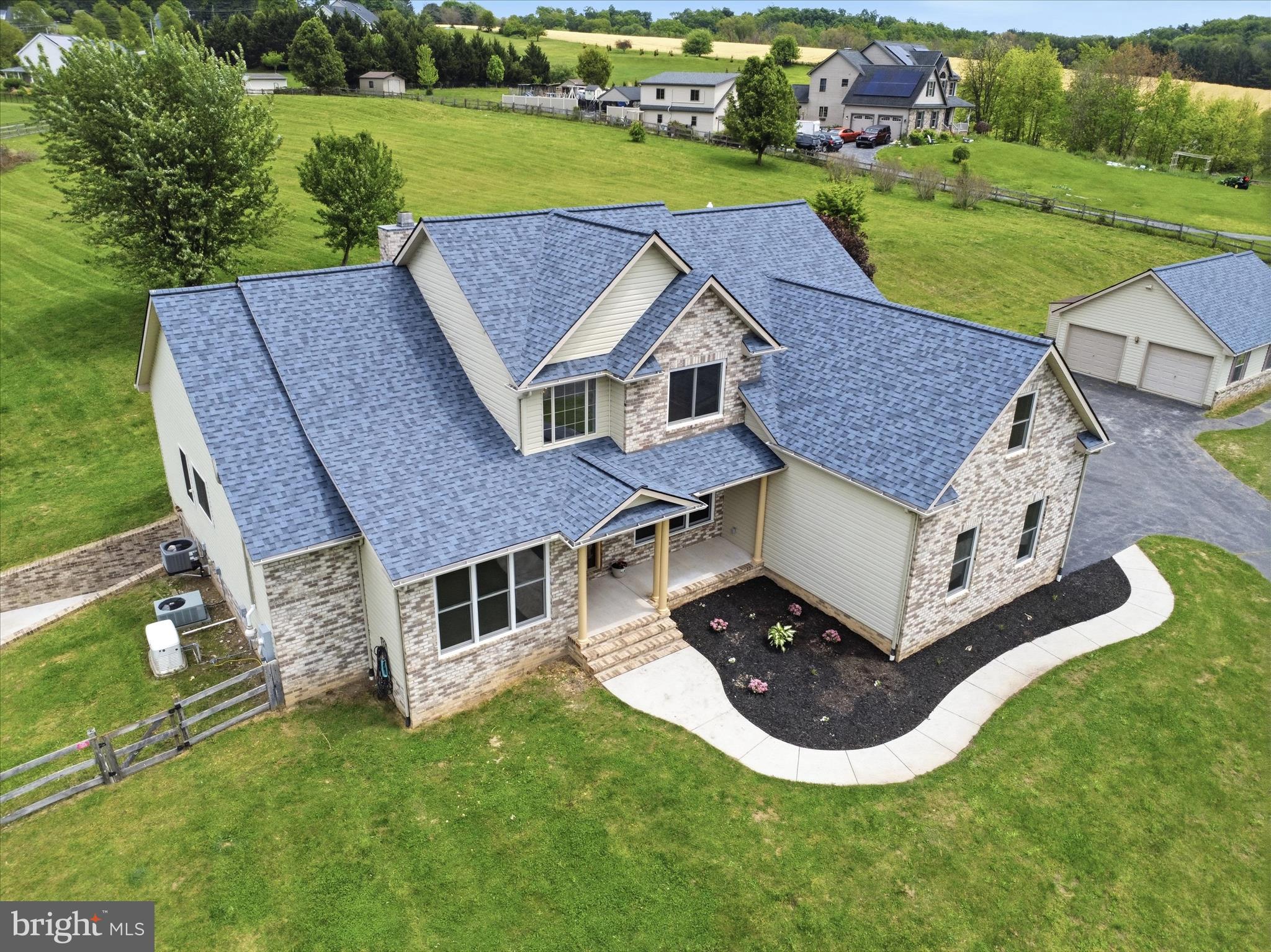 WEST MANHEIM - Residential