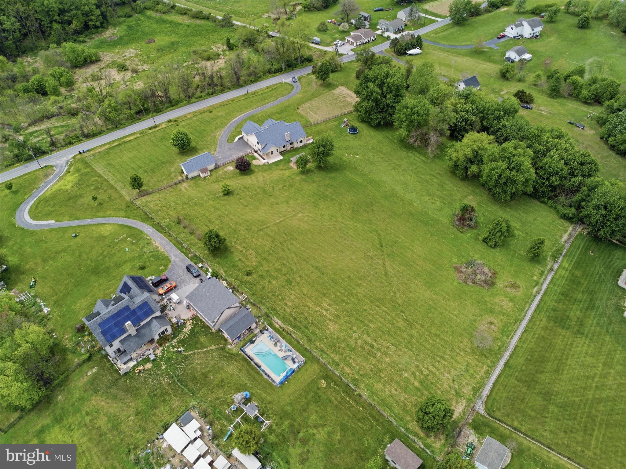 WEST MANHEIM - Residential