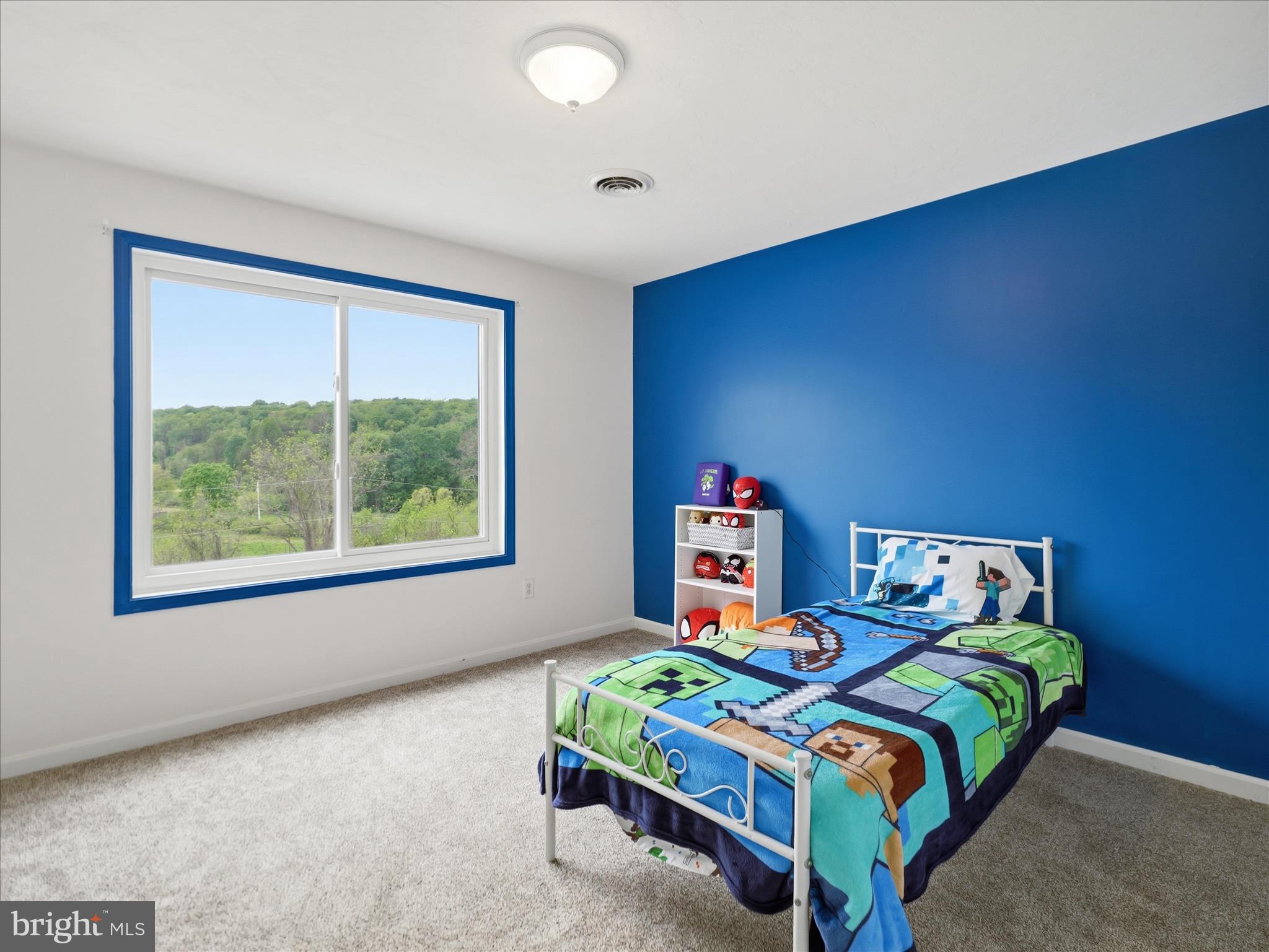 WEST MANHEIM - Residential