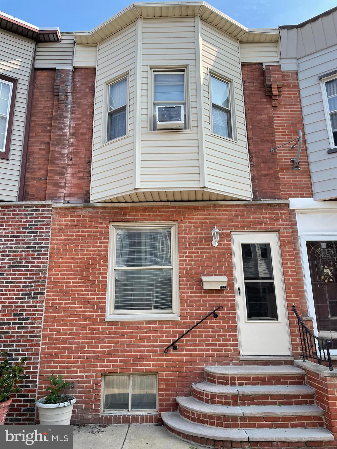 Charming and affordable, this 3-bedroom home located on a fantastic Whitman block, features a newer, attractive front, semi-finished basement, sizeable bedrooms, and provides a spacious and inviting living environment. Property does need some updating.
1st Floor: On the first floor, French doors lead into a bright and airy living room with a large bay window that fills the space with natural light. A deep coat closet adds to the convenience. The expansive eat-in kitchen, surrounded by windows, offers ample natural light and views of the outside area. It boasts plenty of cabinets and counter space and easy access to the exterior through a side door.
2nd Floor: The second floor includes a front bedroom with a wall of windows, providing plenty of natural light. The middle and rear bedrooms both come with closets and are designed for comfort and functionality.
Basement: The semi-finished basement not only houses the washer and dryer but also offers space for mechanicals and storage. It can be transformed to suit specific needs, whether for additional living space or a hobby area.
This charming home is ideal for first-time homeowners aiming to gain equity or investors looking for potential returns. Don't miss the chance to own or invest in this delightful Whitman property.