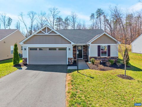 127 PARK DR PALMYRA VA 22963