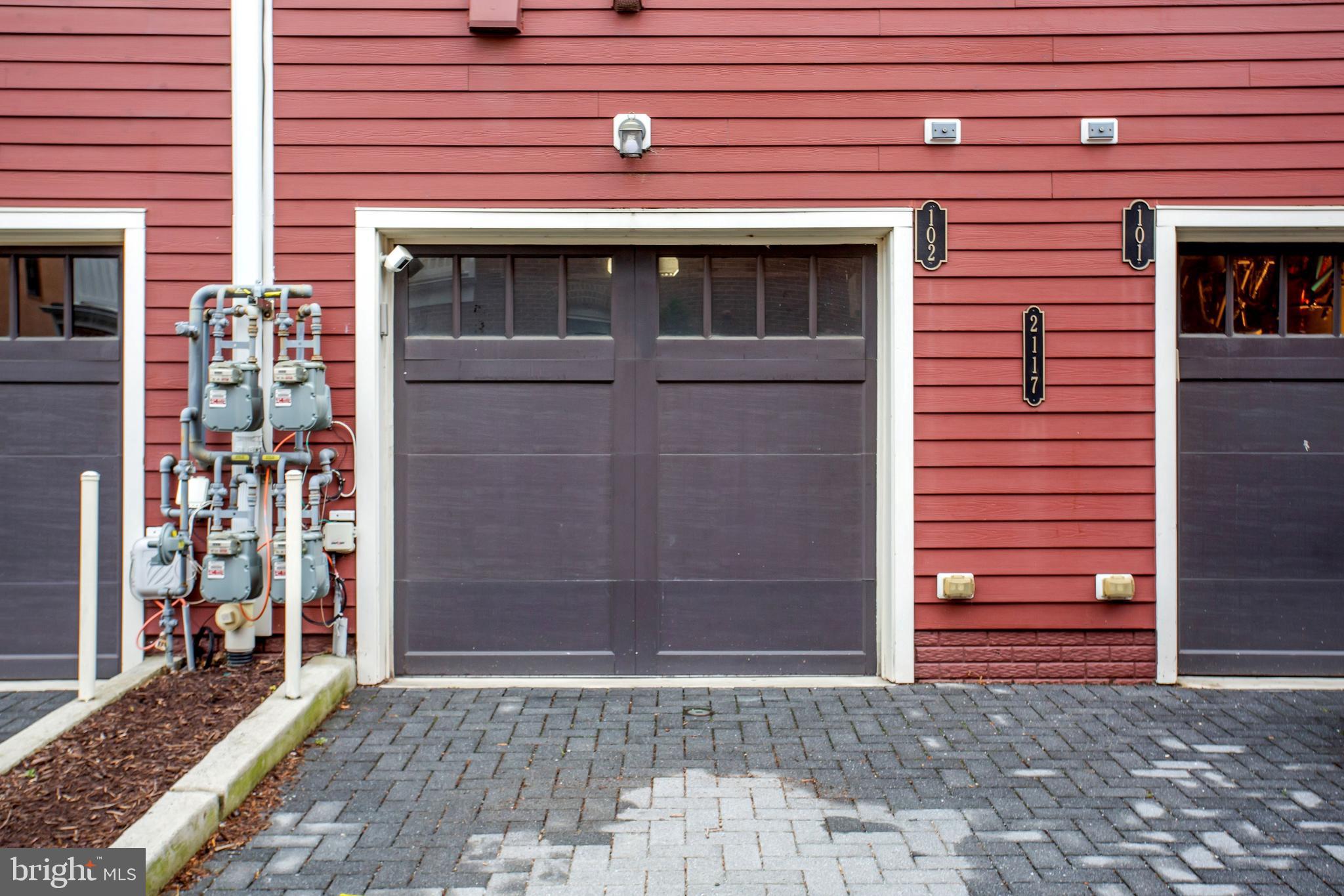 POTOMAC YARD - Residential Lease