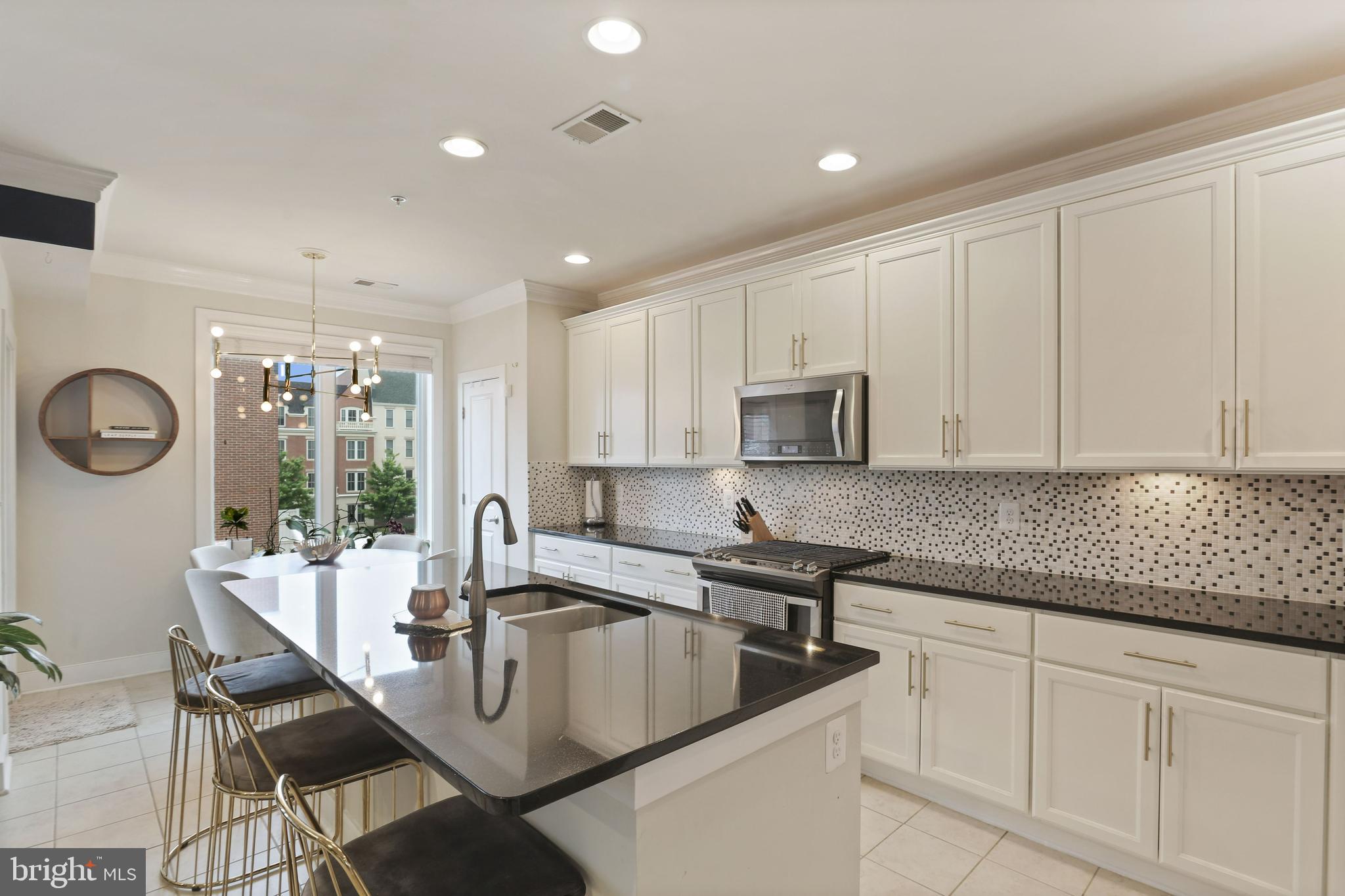 POTOMAC YARD - Residential Lease