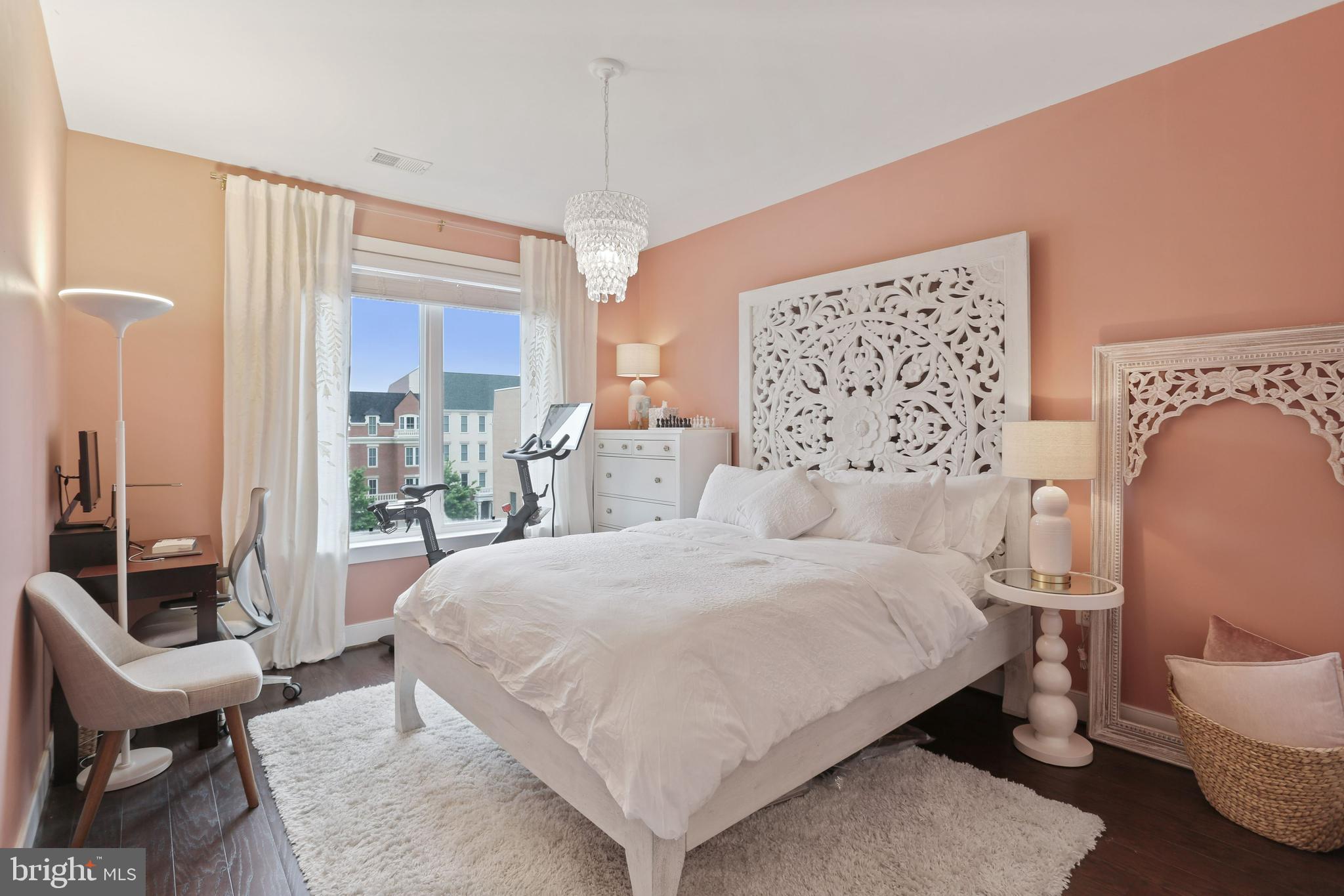 POTOMAC YARD - Residential Lease