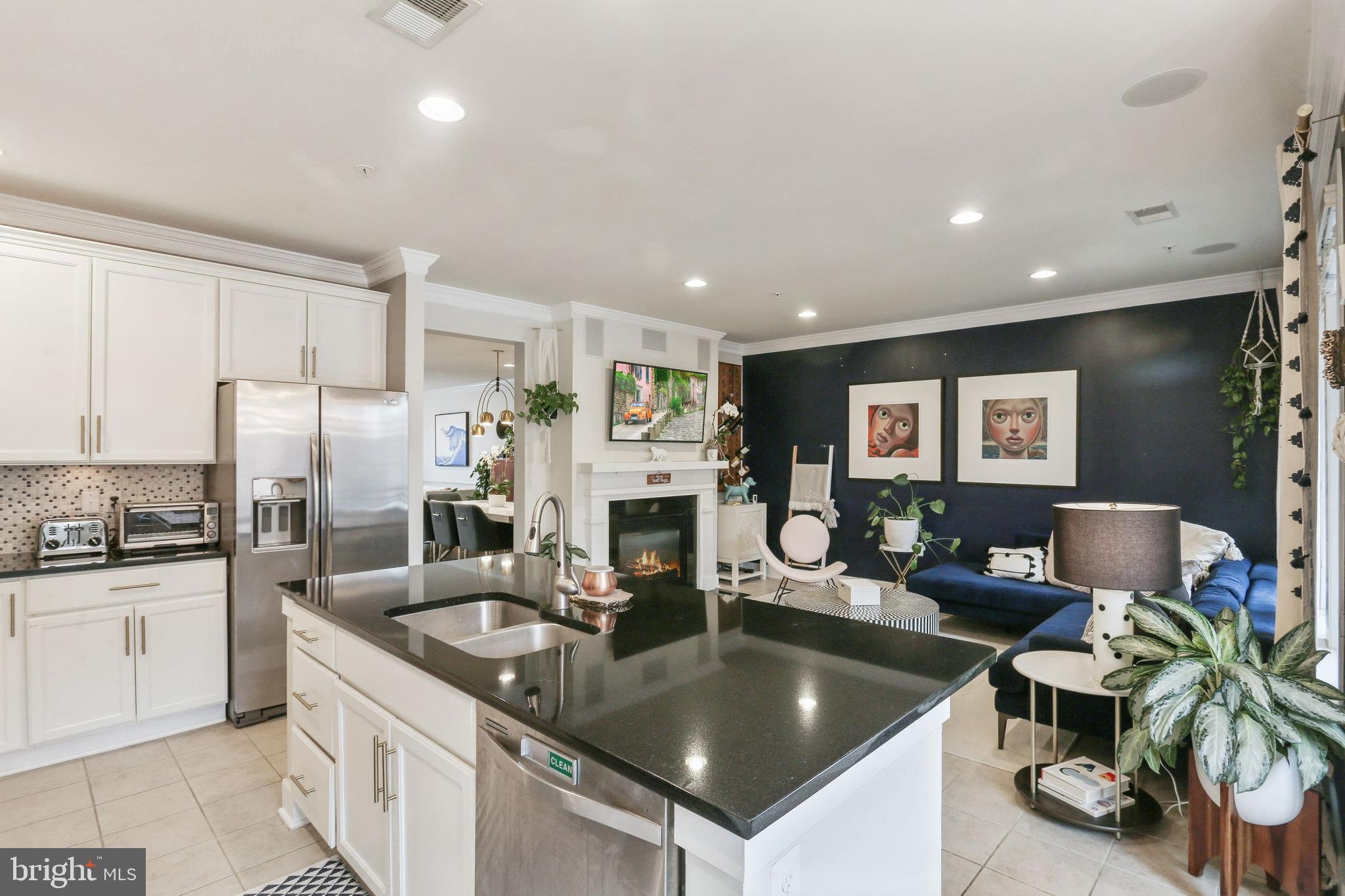 POTOMAC YARD - Residential Lease