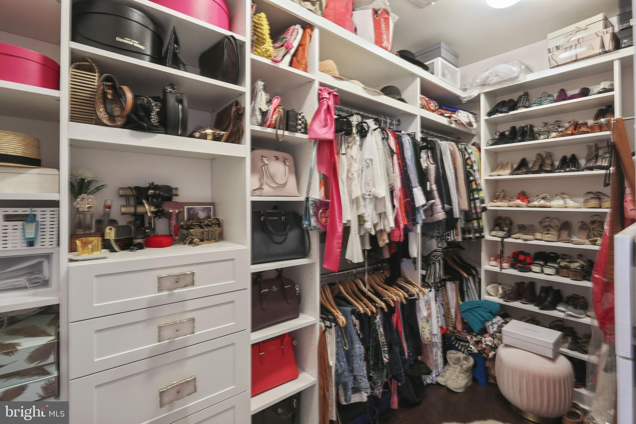 POTOMAC YARD - Residential Lease