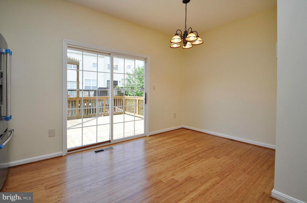 PRINCE WILLIAM COMMONS - Residential