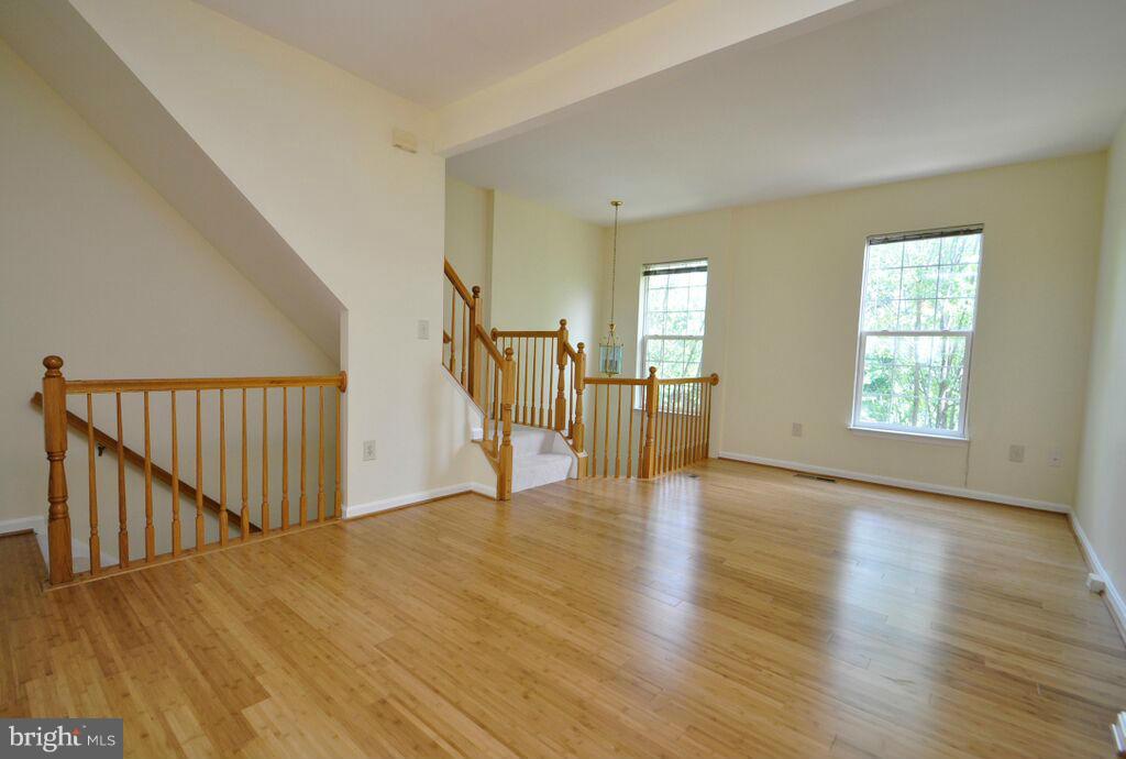 PRINCE WILLIAM COMMONS - Residential