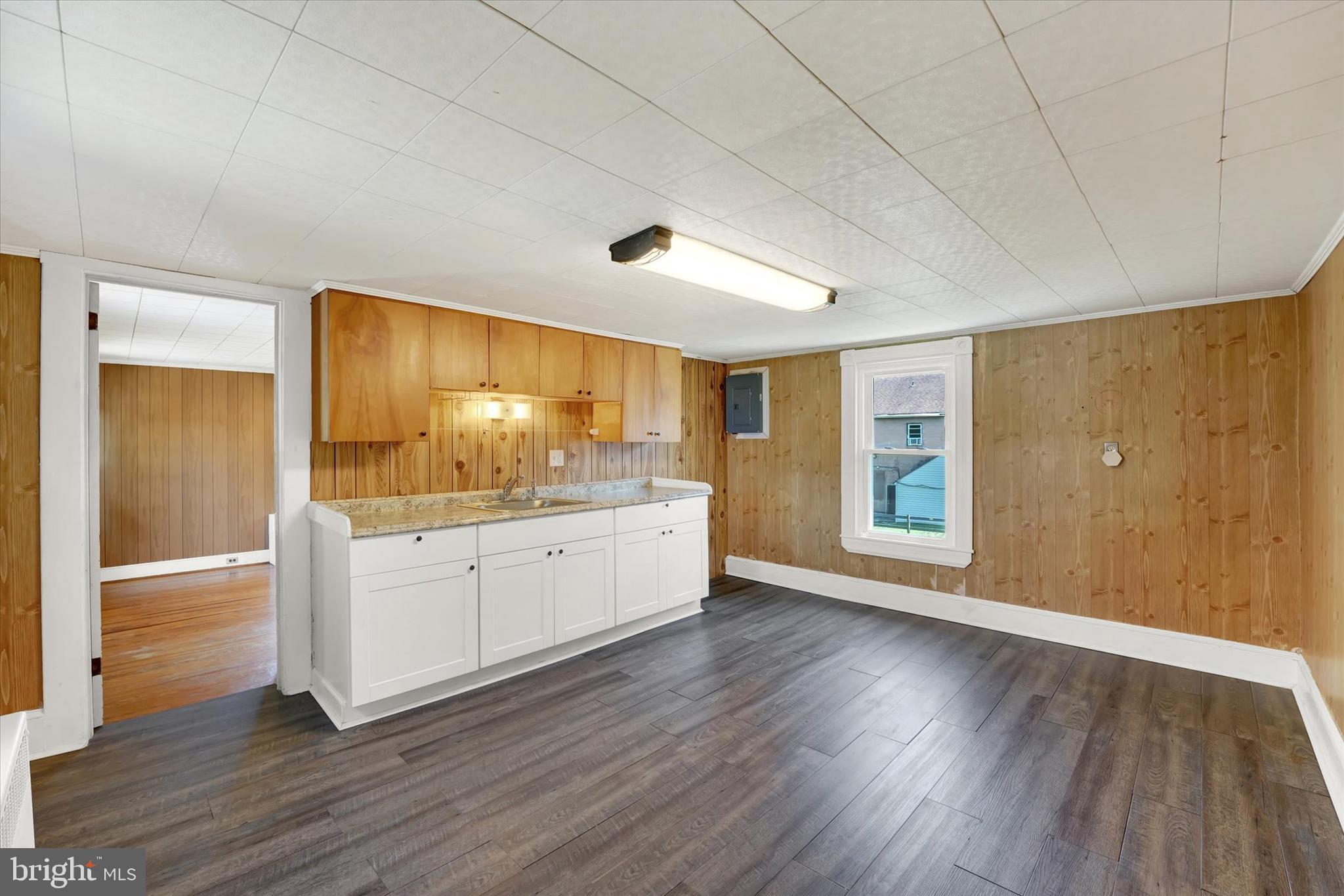 NONAVAILABLE - Residential