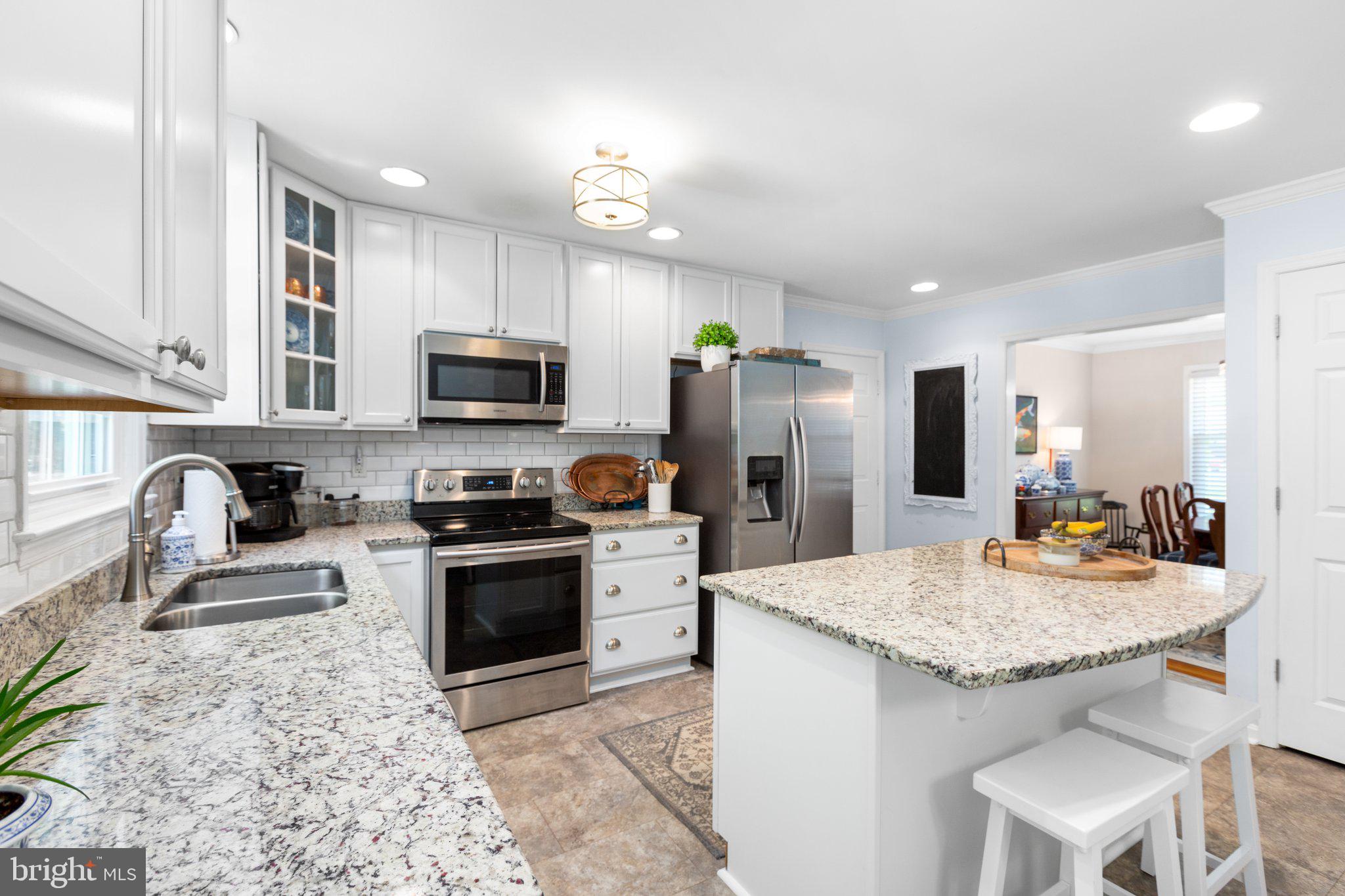 WOODLAWN - Residential