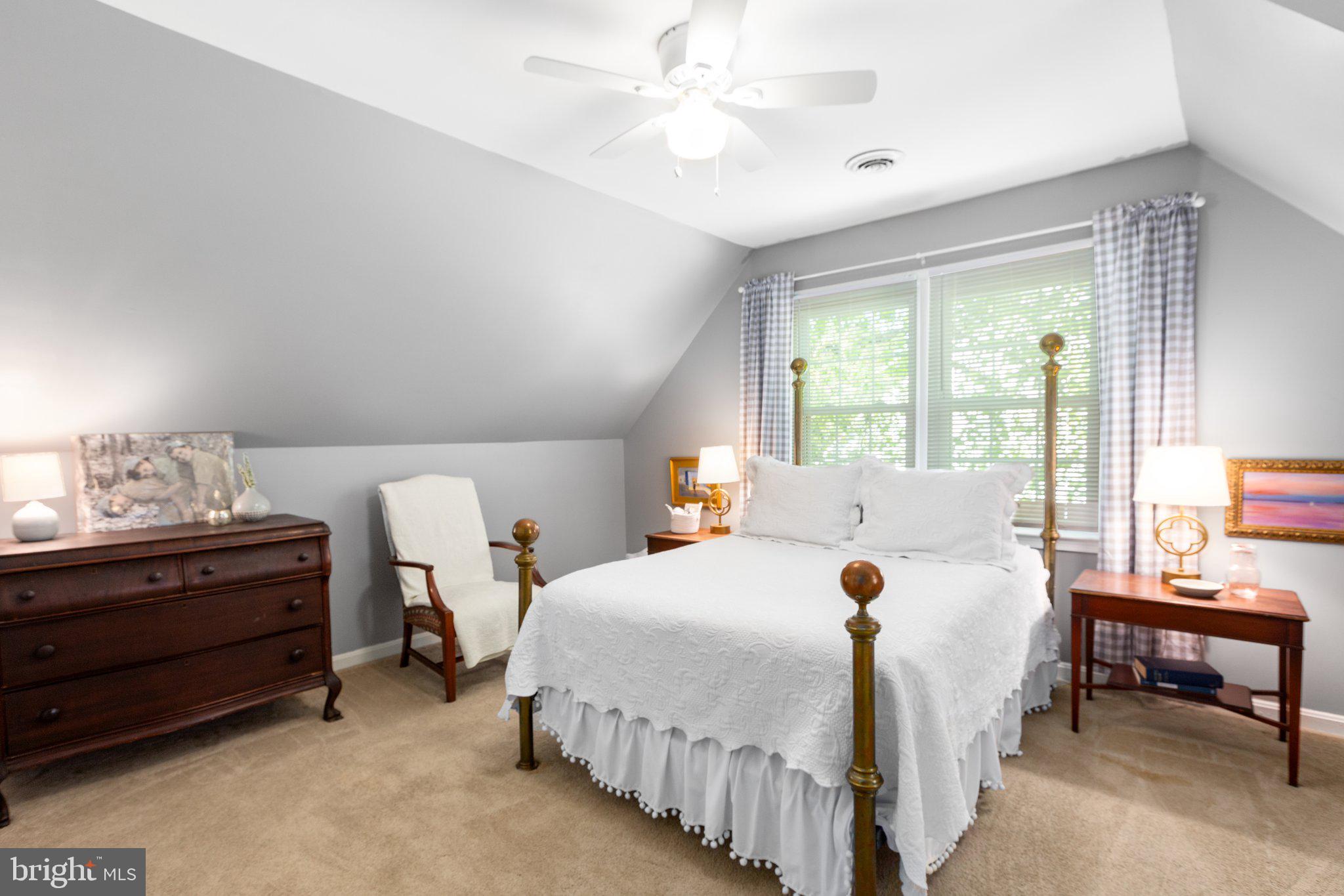 WOODLAWN - Residential