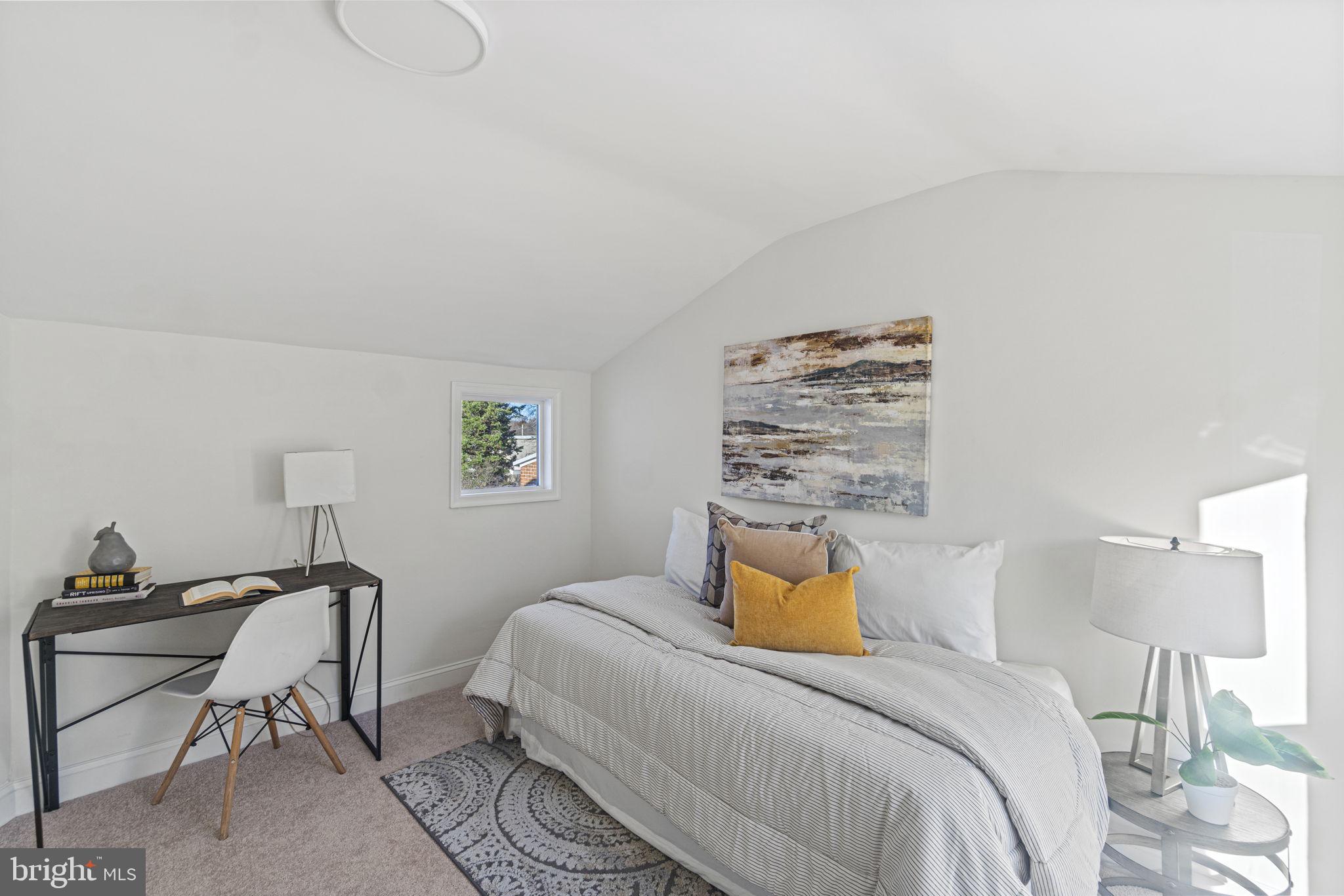 BRENTWOOD - Residential