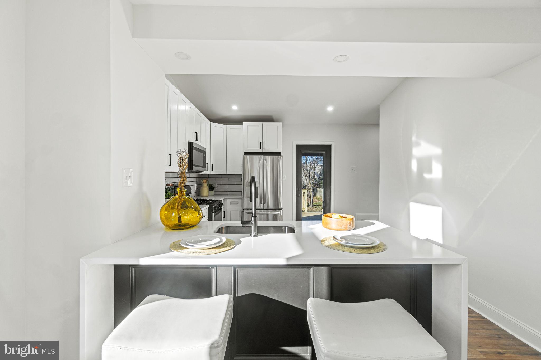 BRENTWOOD - Residential