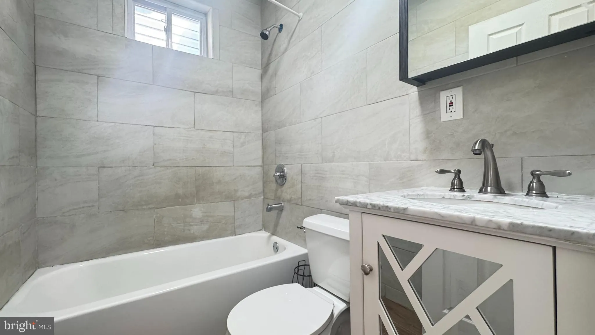 Philadelphia, Pennsylvania 19121, United States, 3 Bedrooms Bedrooms, ,2 BathroomsBathrooms,Residential,Active,46246