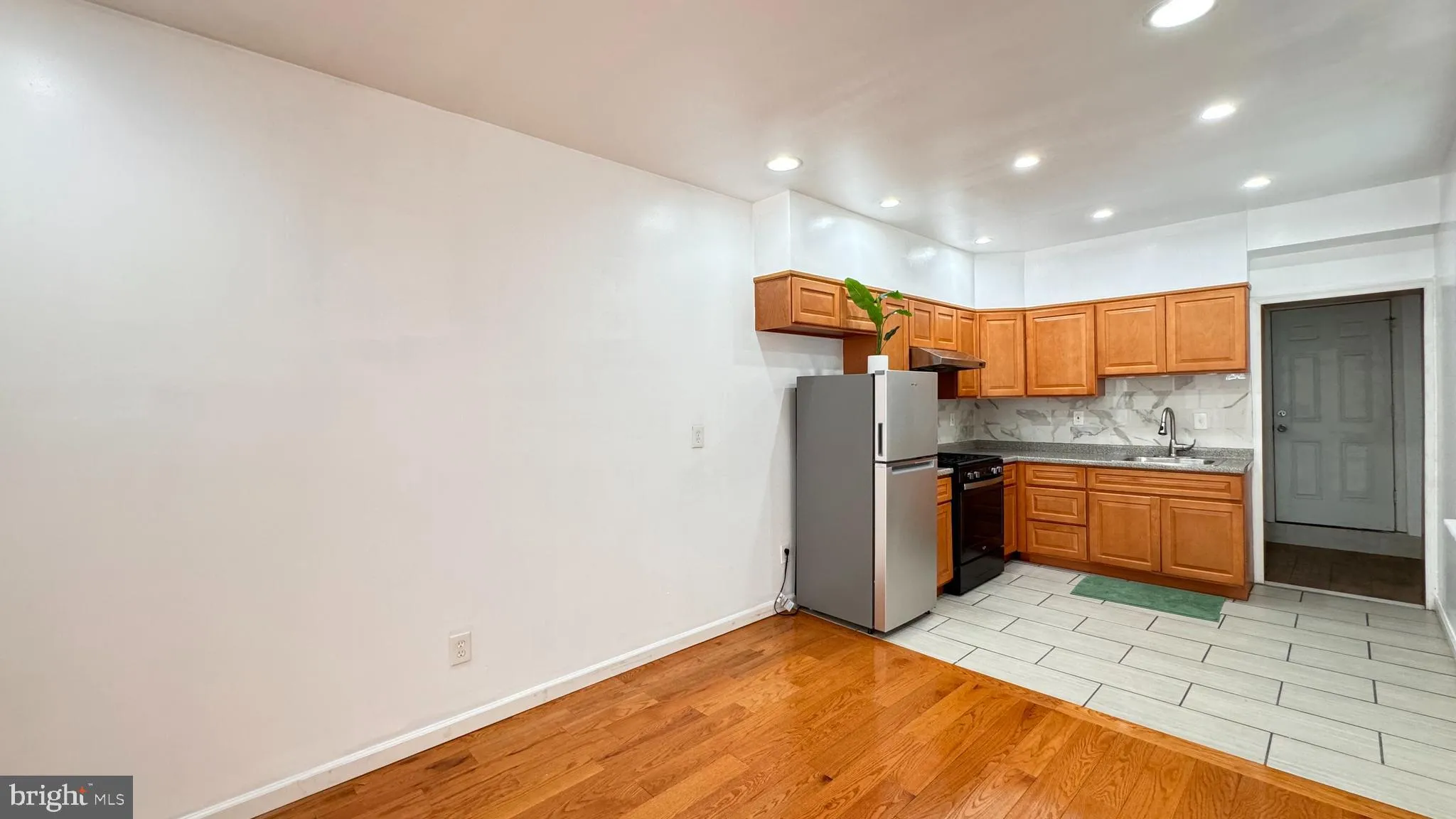 Philadelphia, Pennsylvania 19121, United States, 3 Bedrooms Bedrooms, ,2 BathroomsBathrooms,Residential,Active,46246