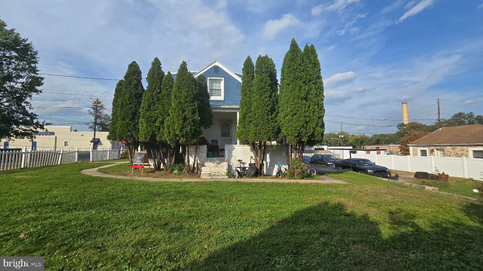 140 ROBBINS AVENUE