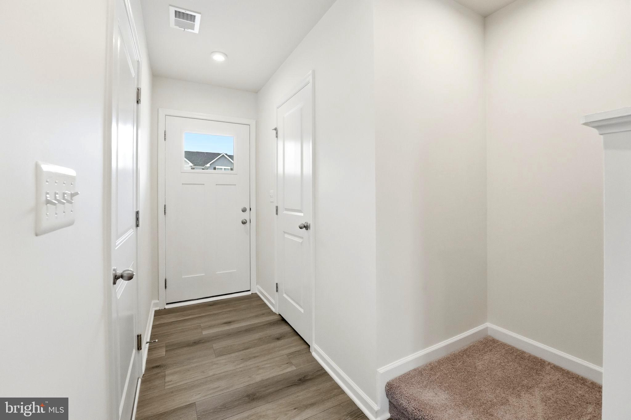 LAUREL PARK - Residential