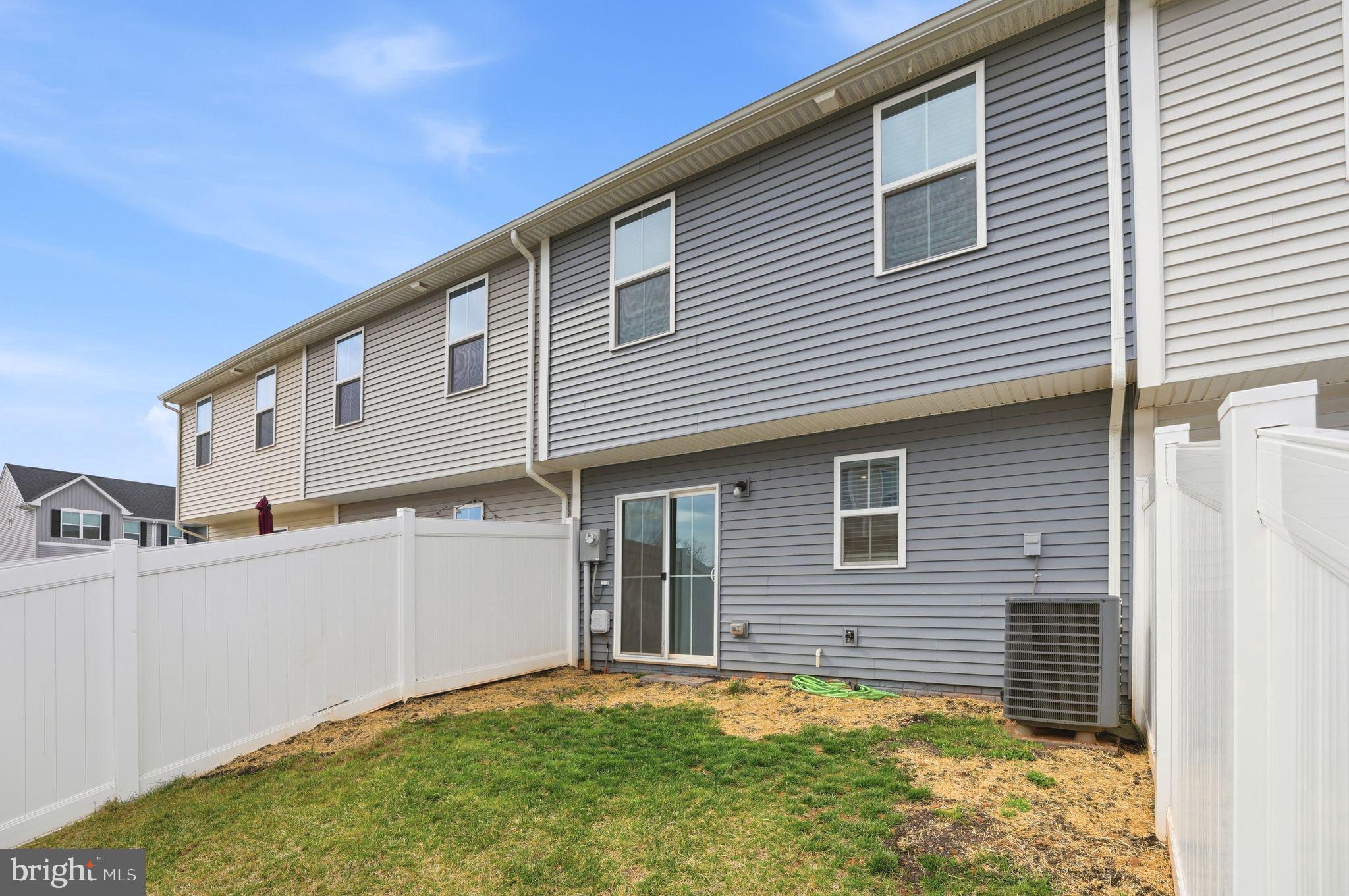 LAUREL PARK - Residential