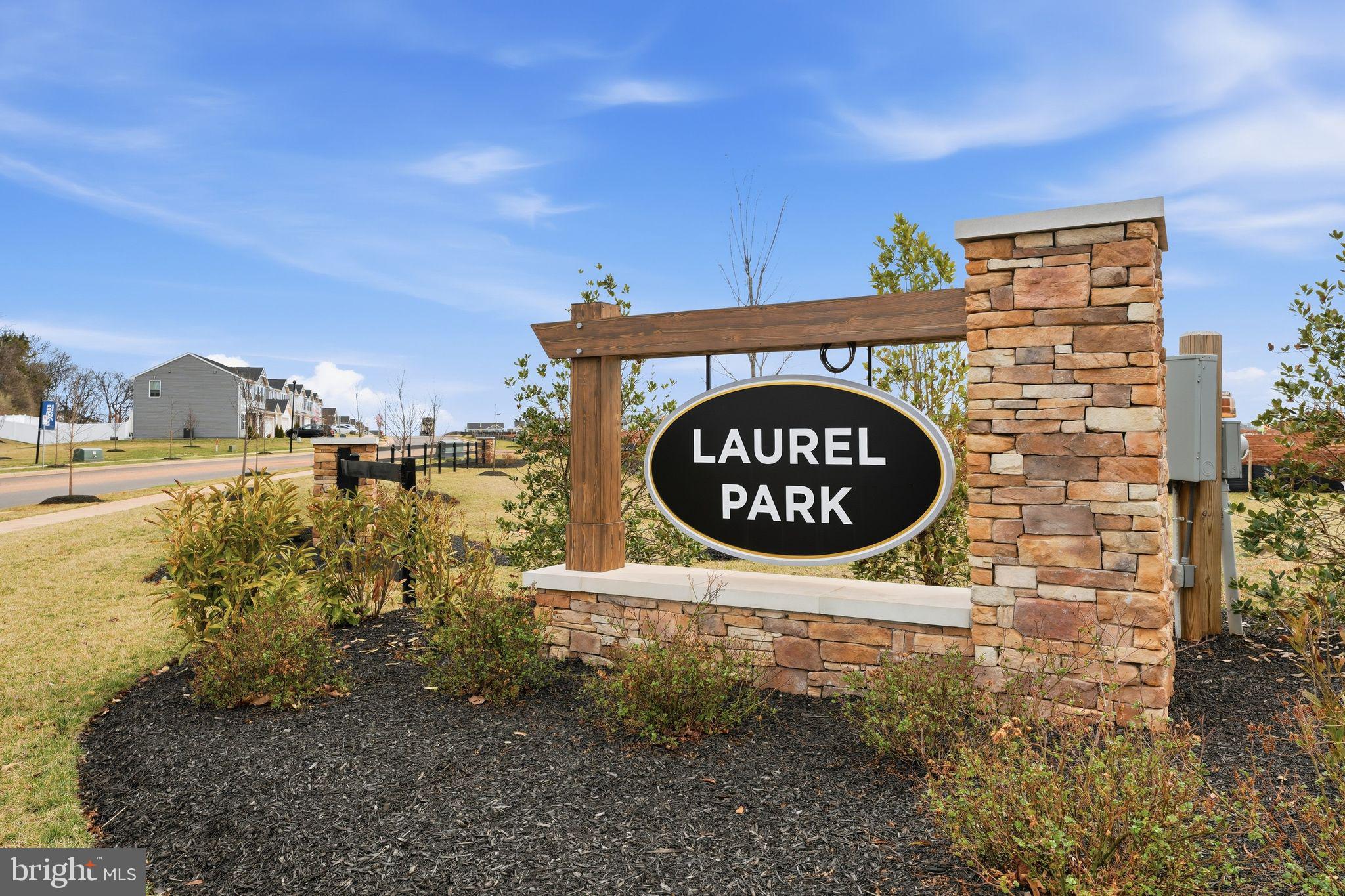 LAUREL PARK - Residential